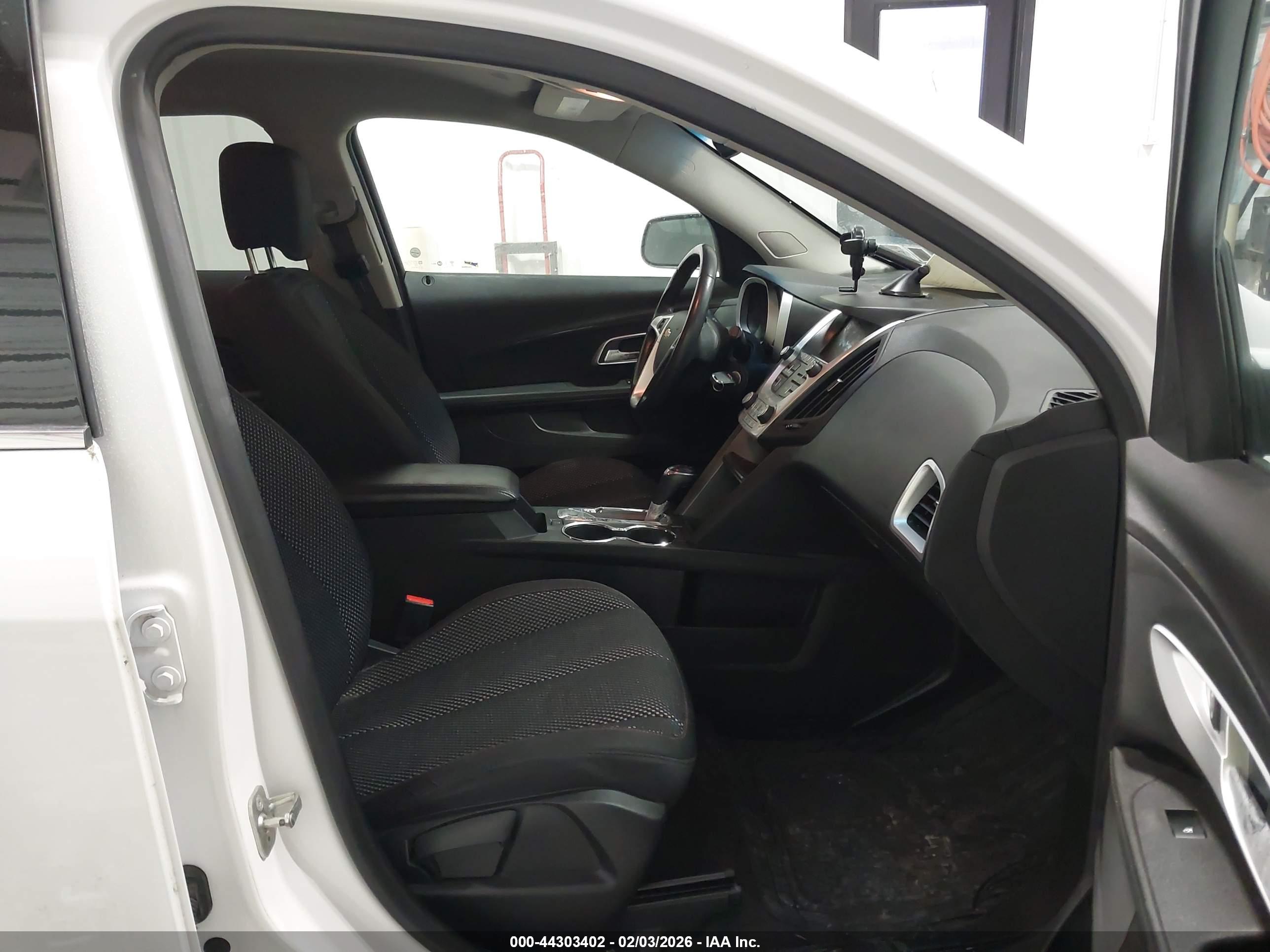 CHEVROLET EQUINOX image 5