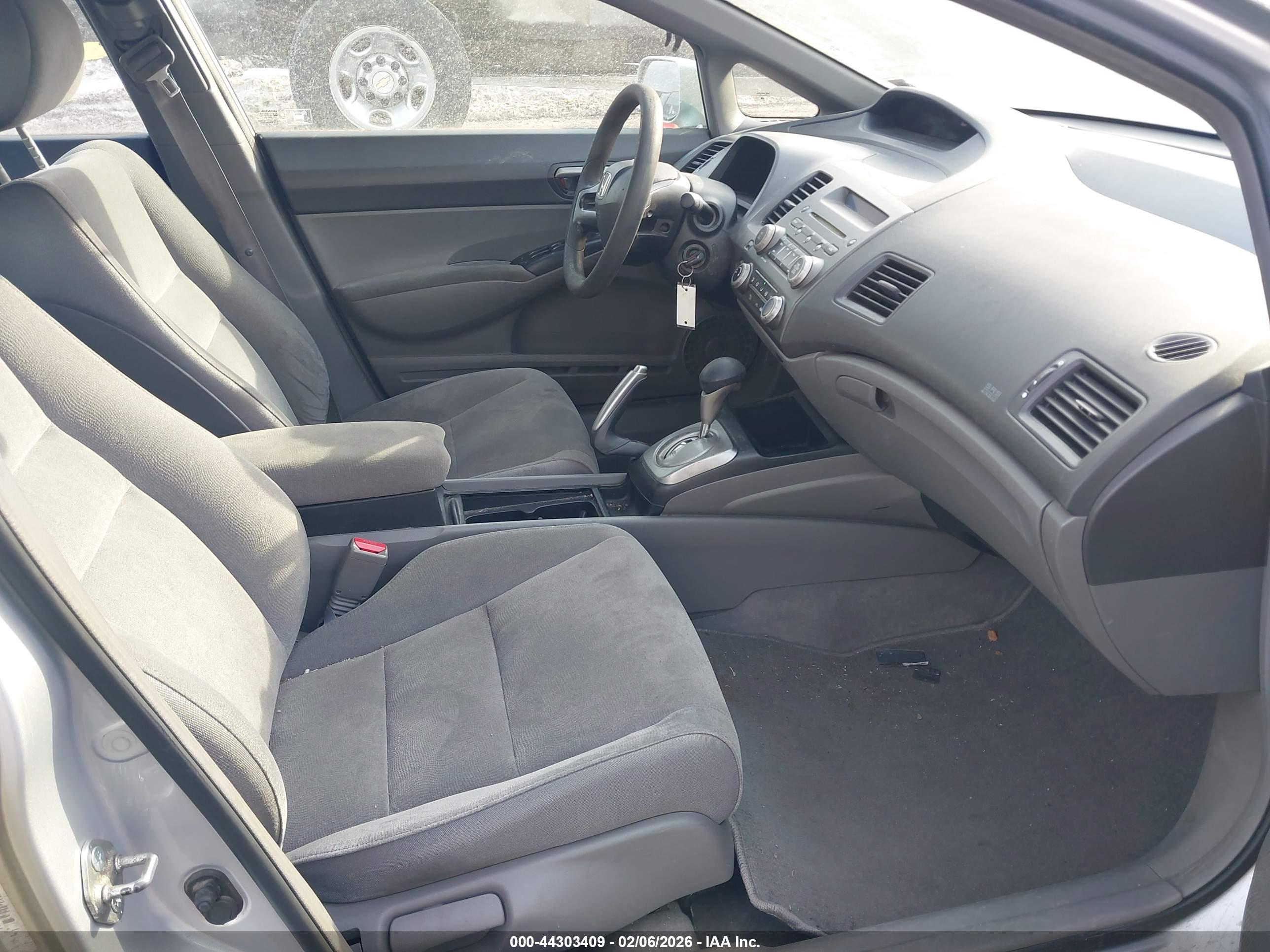 HONDA CIVIC image 5