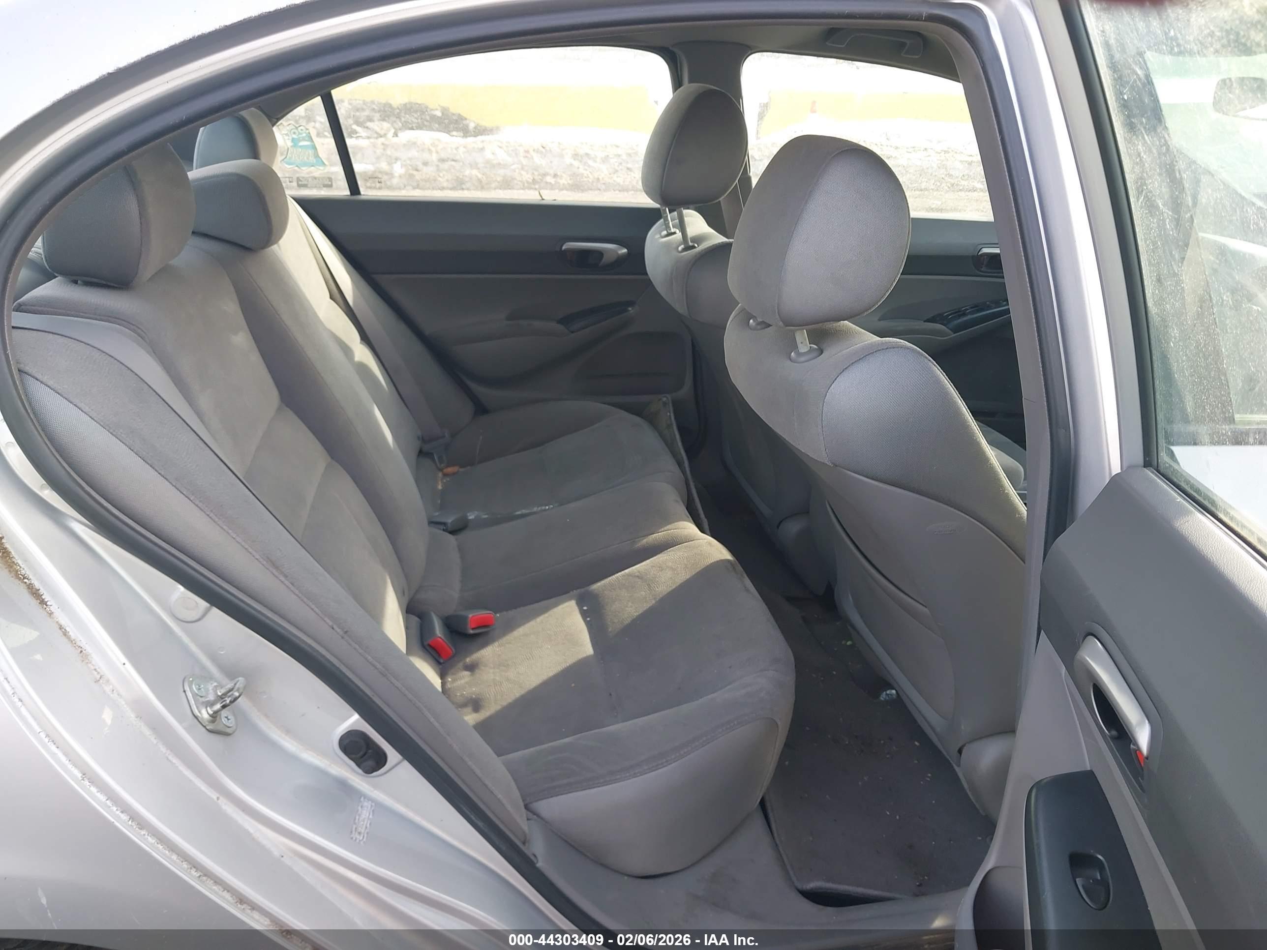 HONDA CIVIC image 8