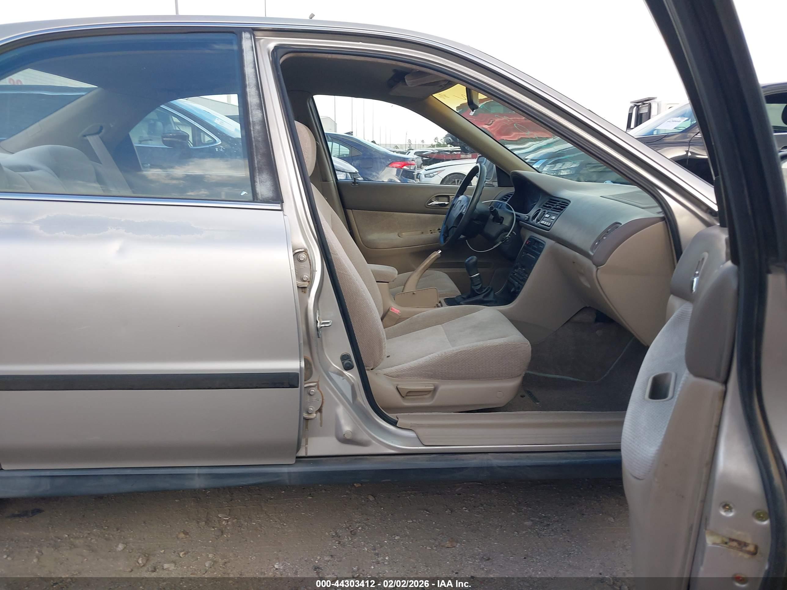 HONDA ACCORD image 5