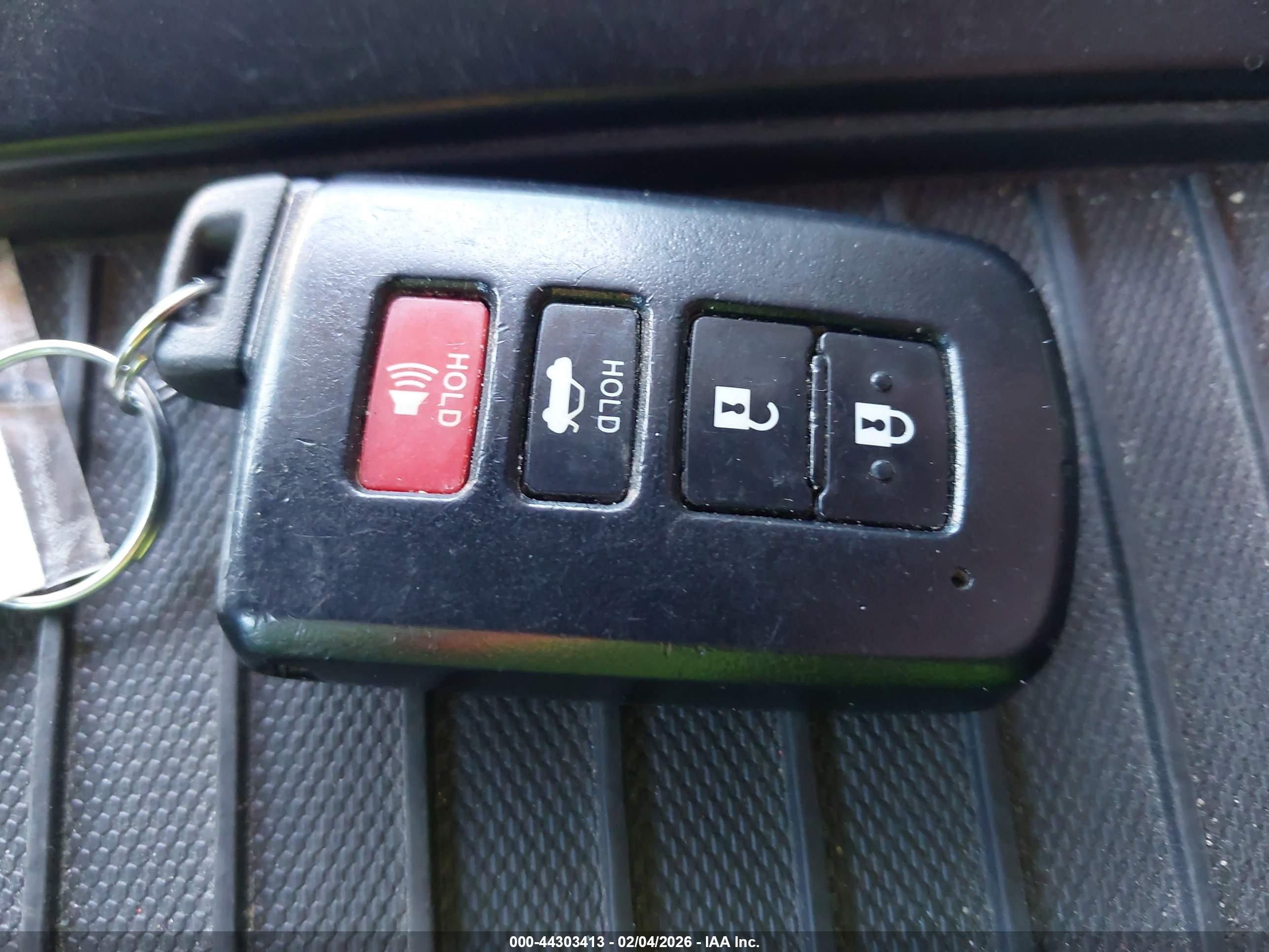TOYOTA COROLLA image 11