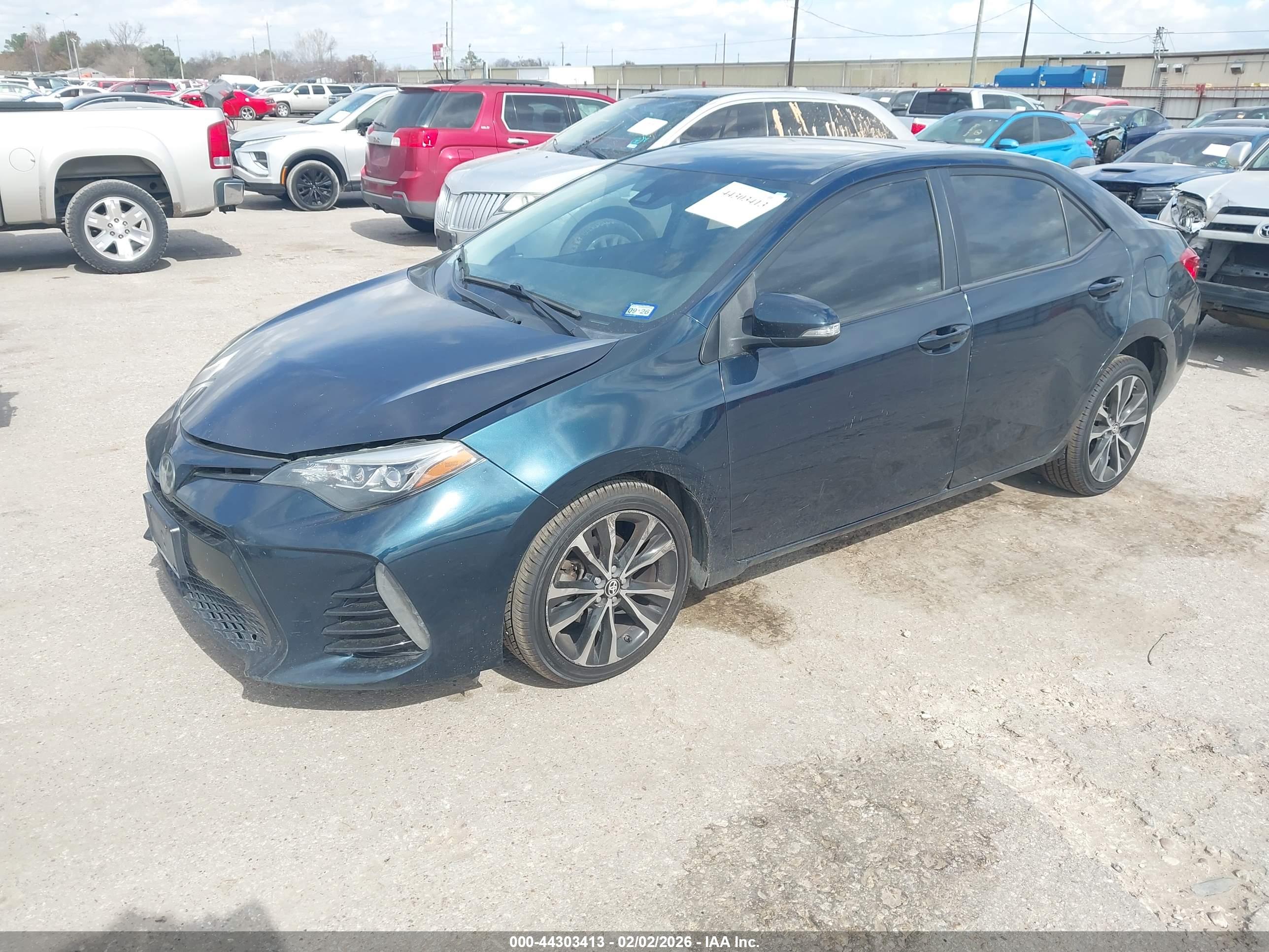 TOYOTA COROLLA image 2