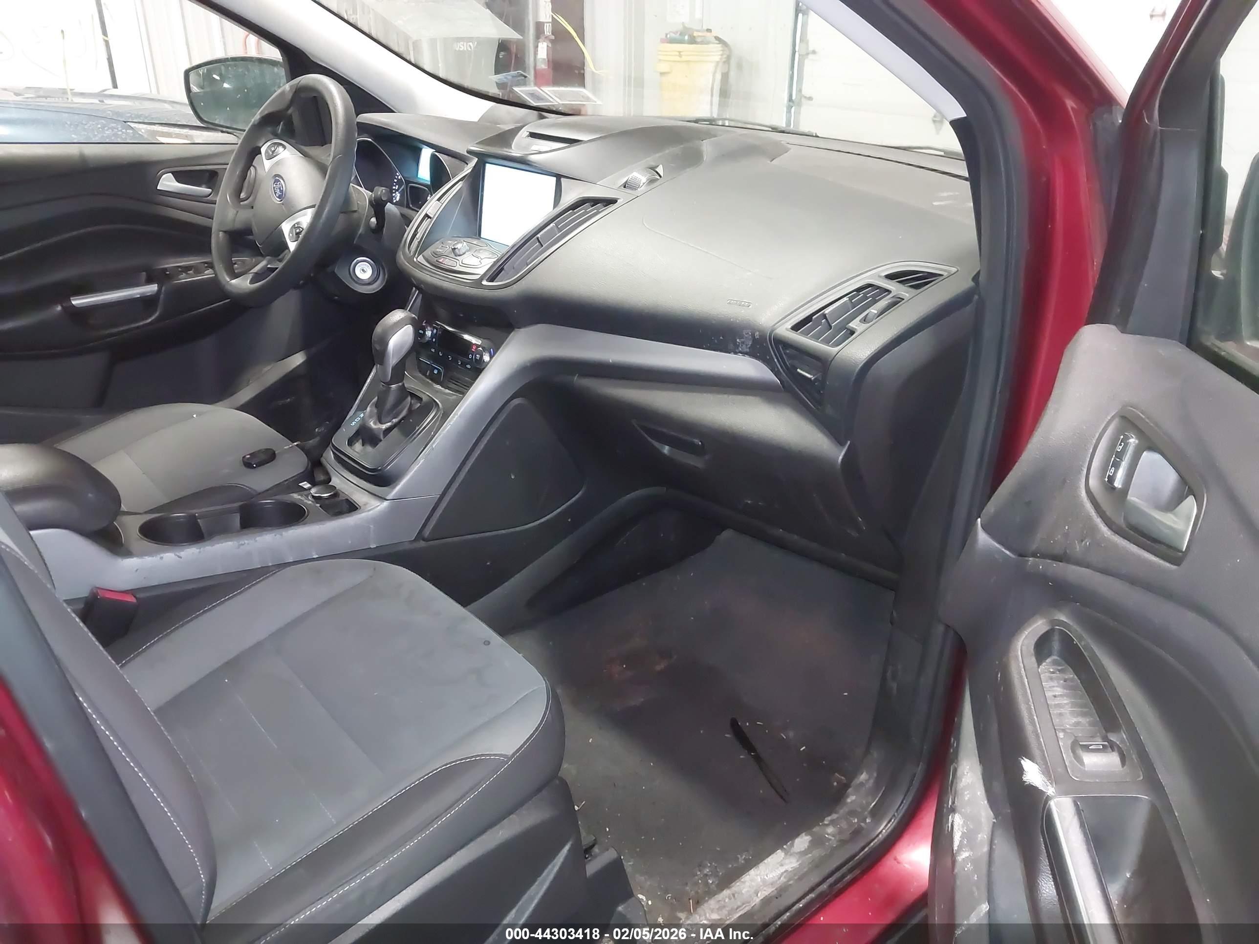 FORD ESCAPE image 5