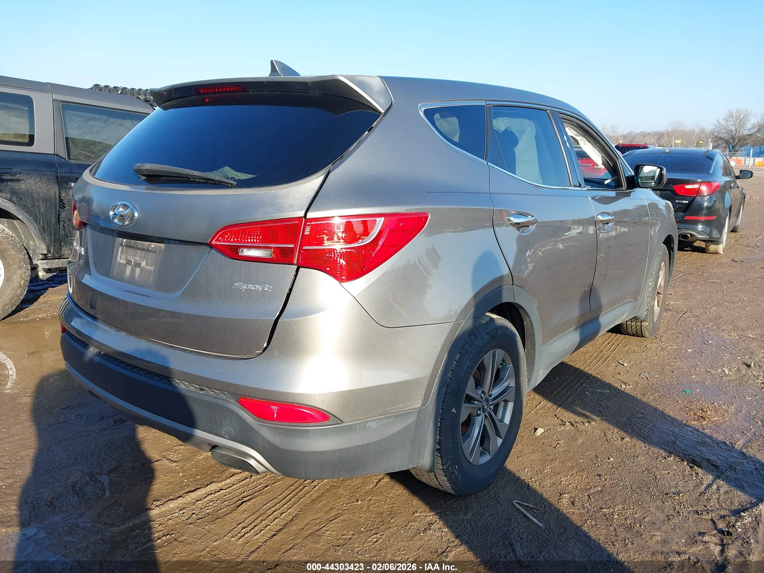 HYUNDAI SANTA image 4