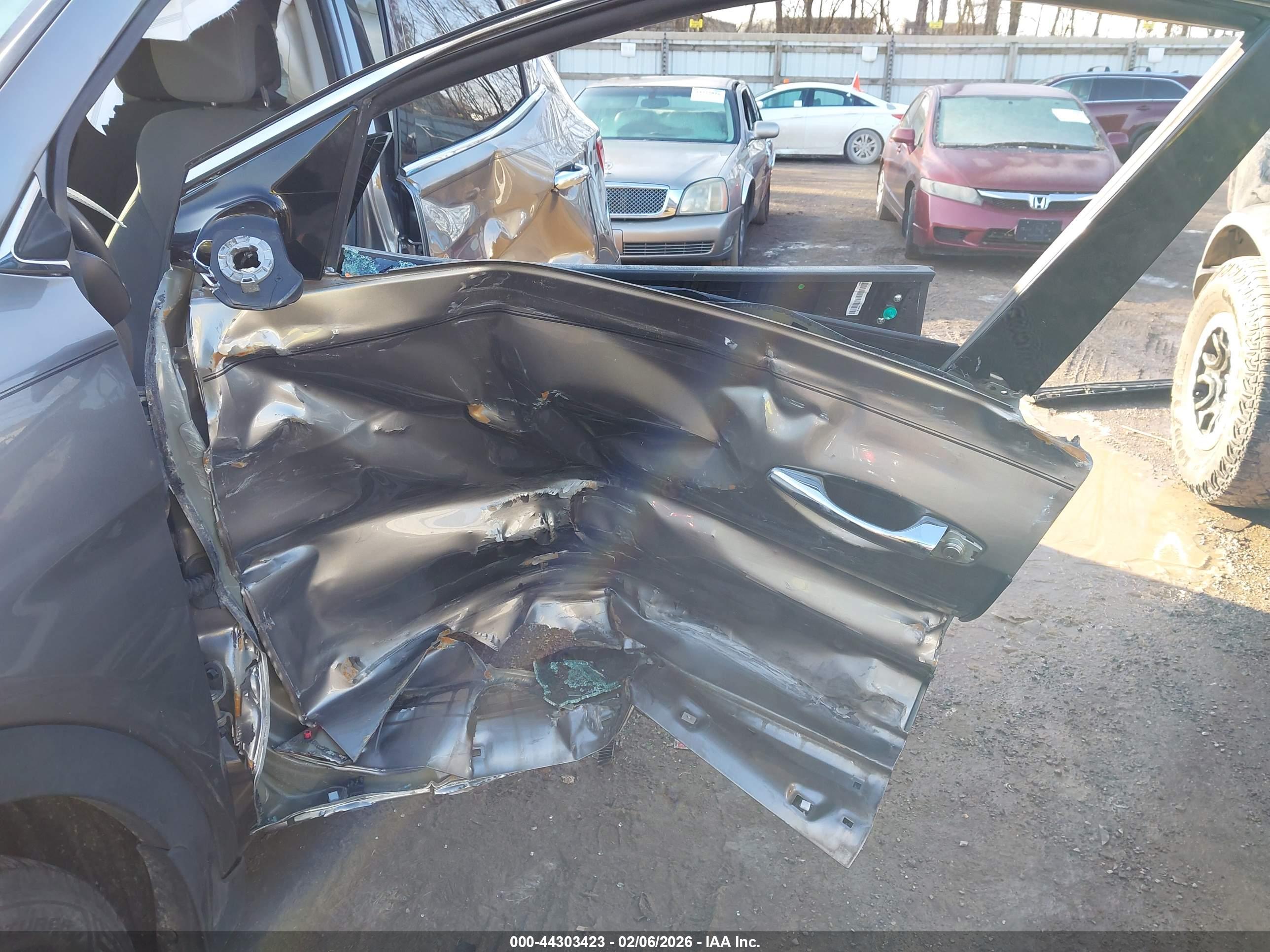 HYUNDAI SANTA image 6