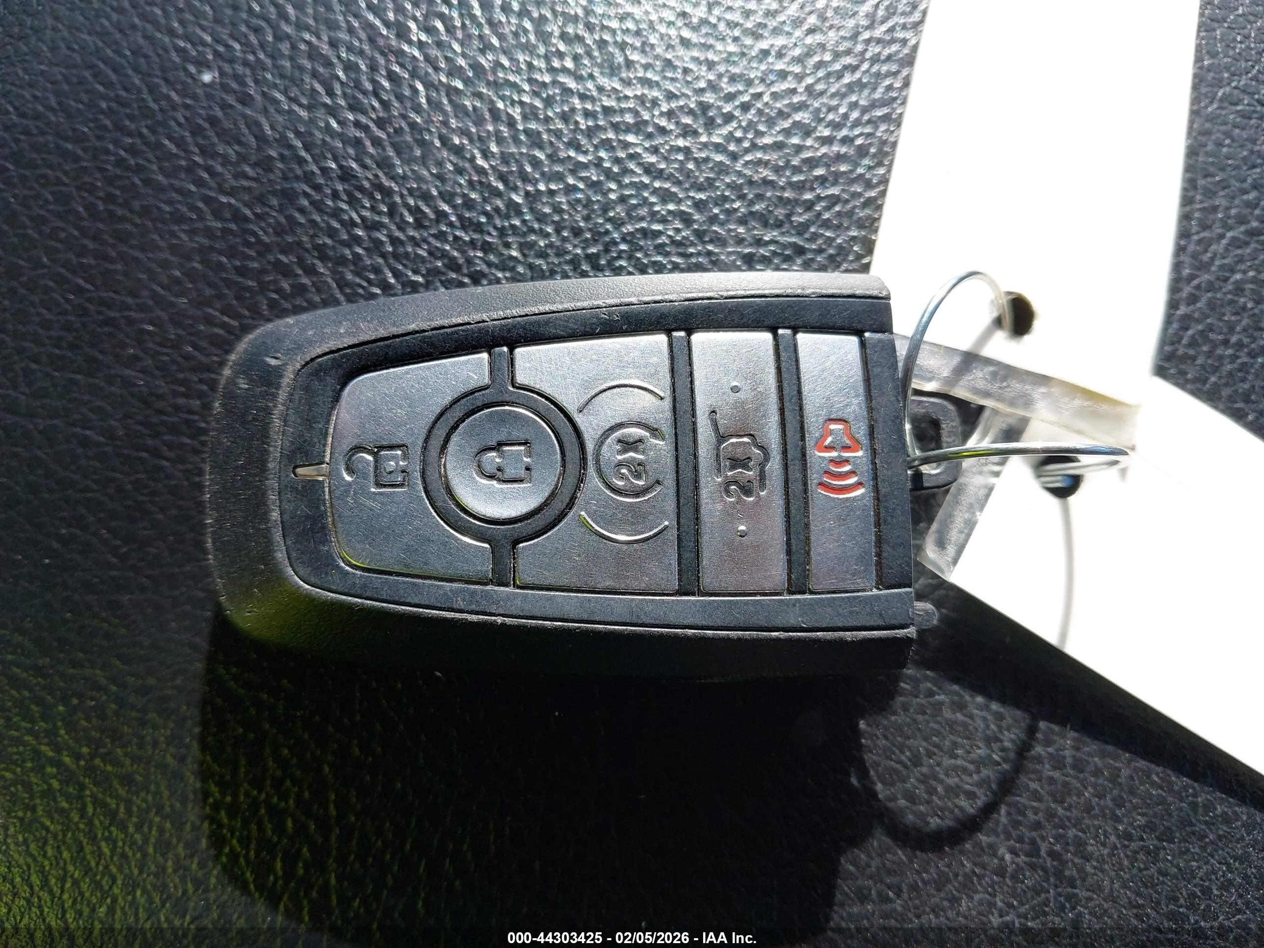 FORD EXPEDITION image 11