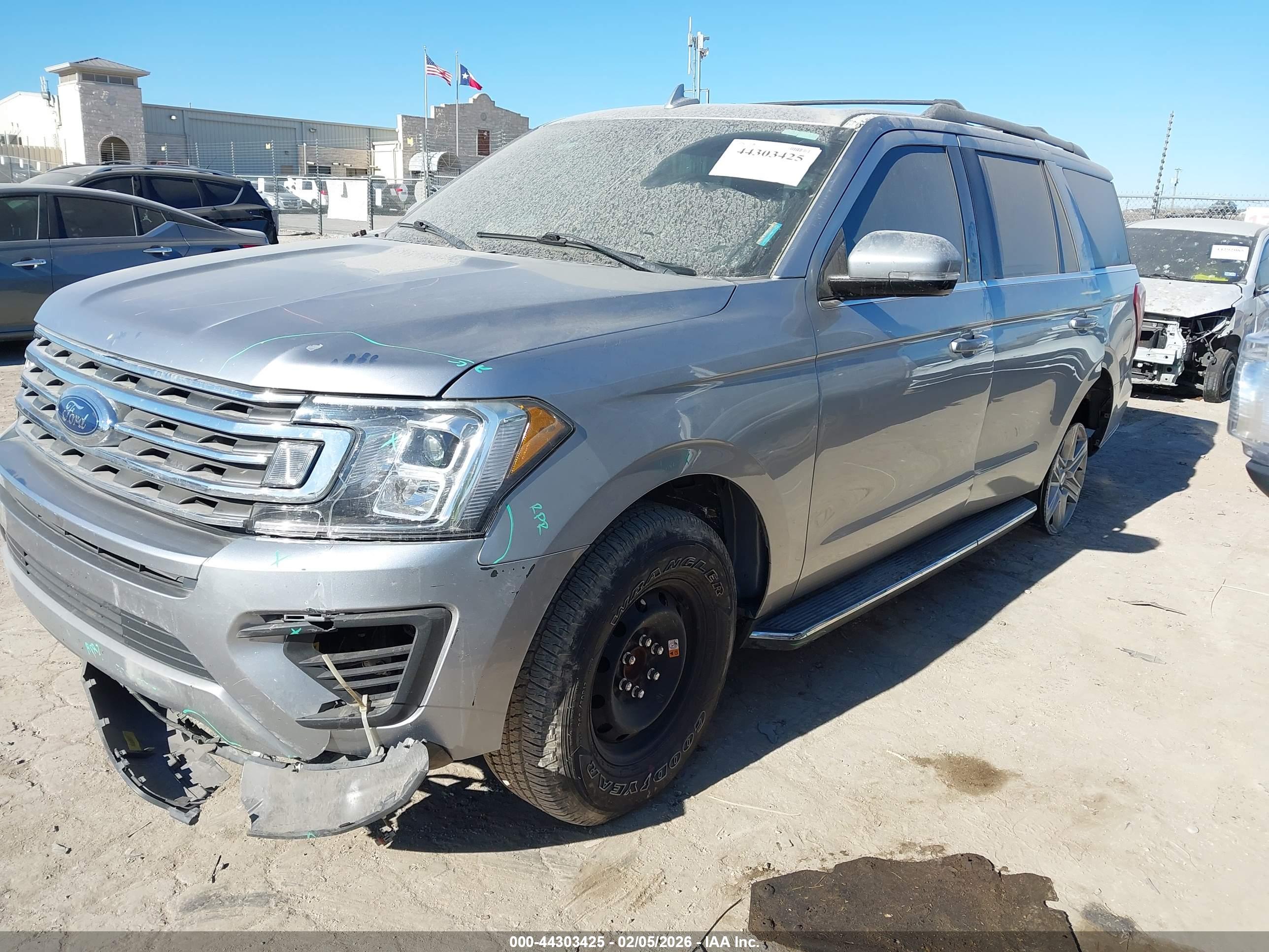 FORD EXPEDITION image 2