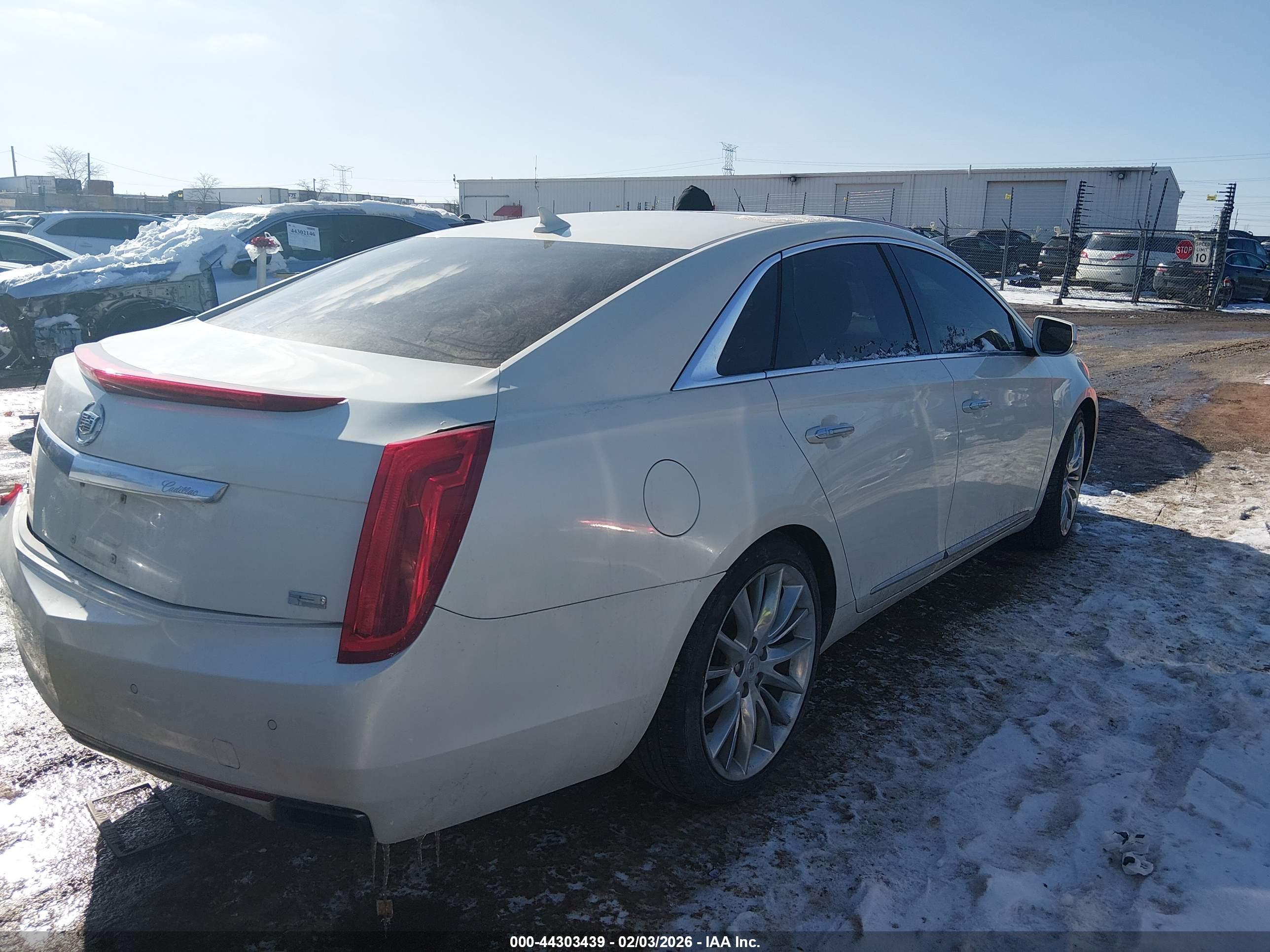 CADILLAC XTS image 4