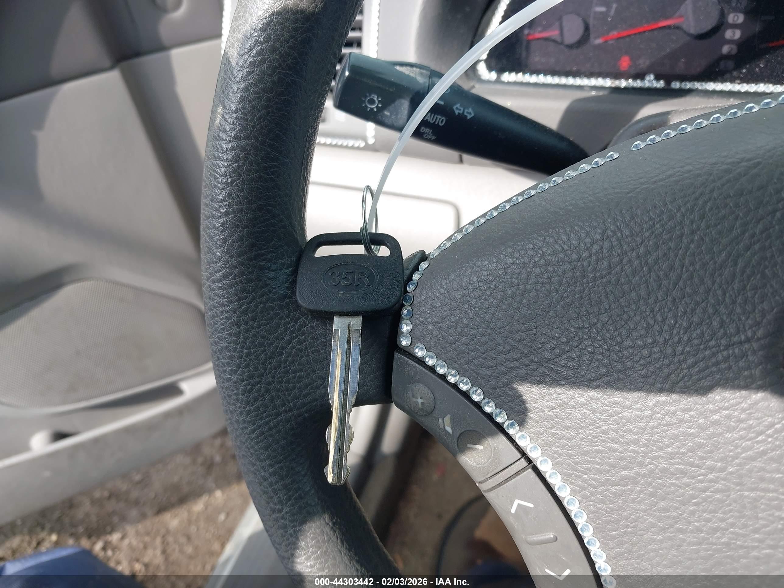 TOYOTA CAMRY image 11