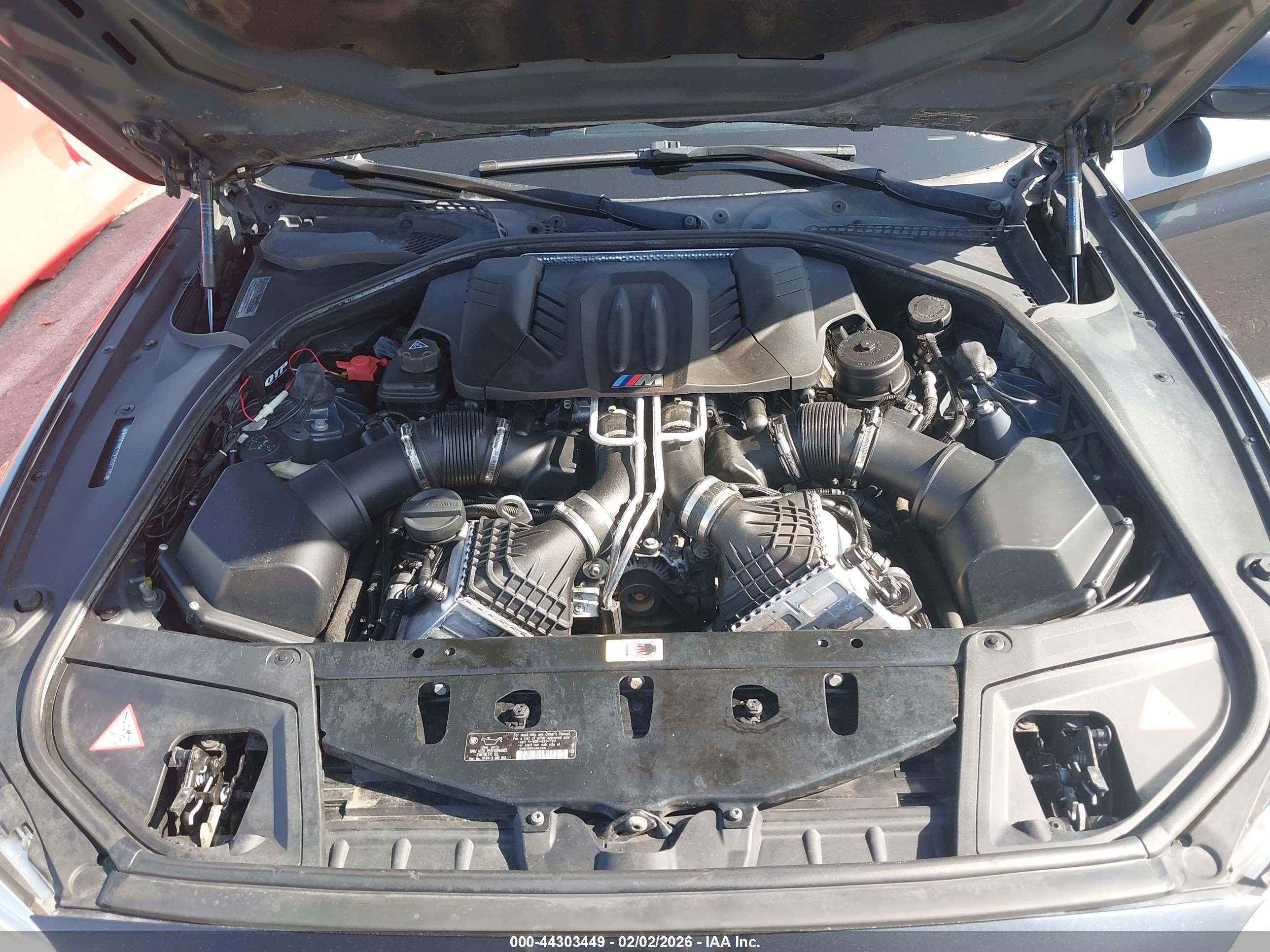 BMW M5 image 10