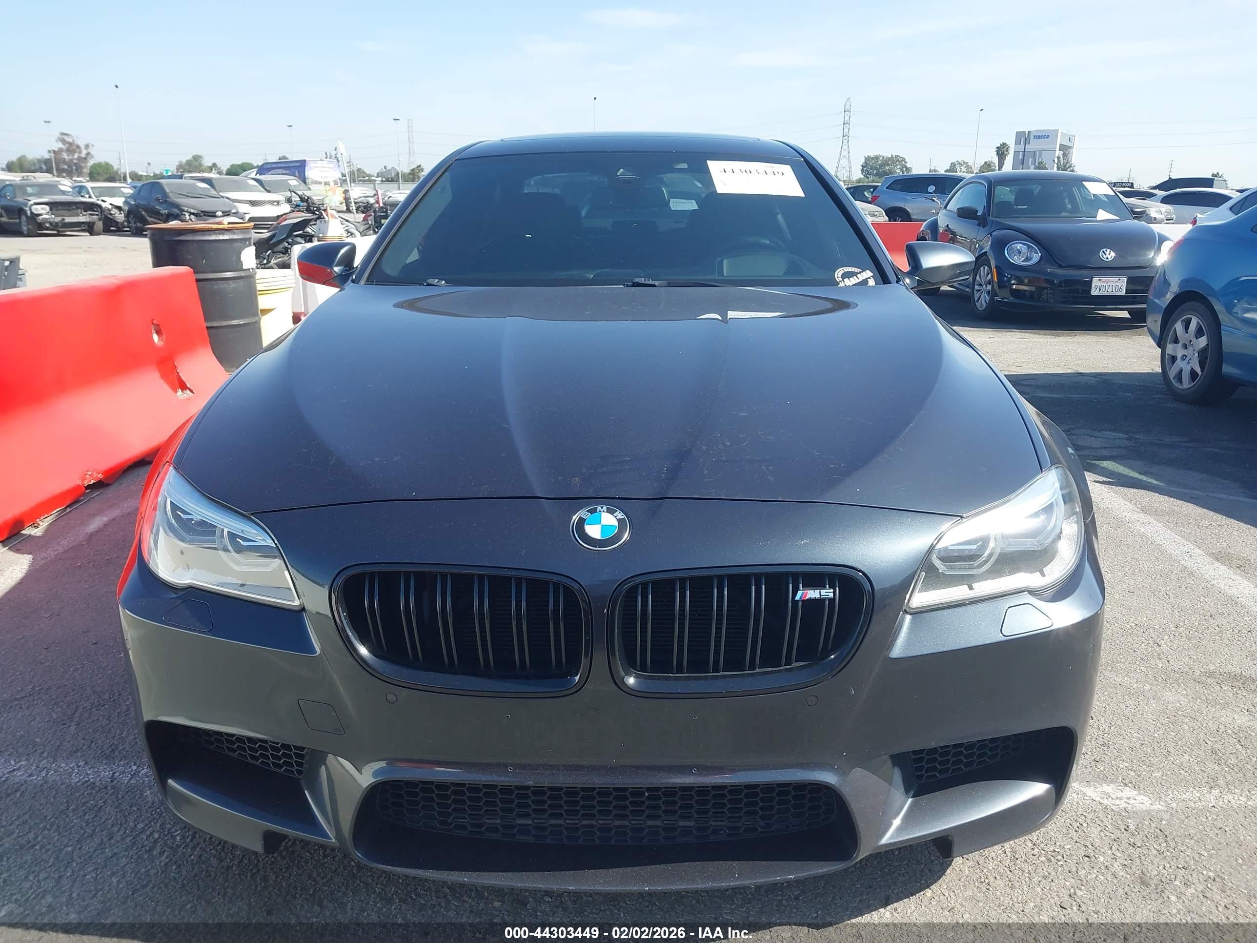 BMW M5 image 6