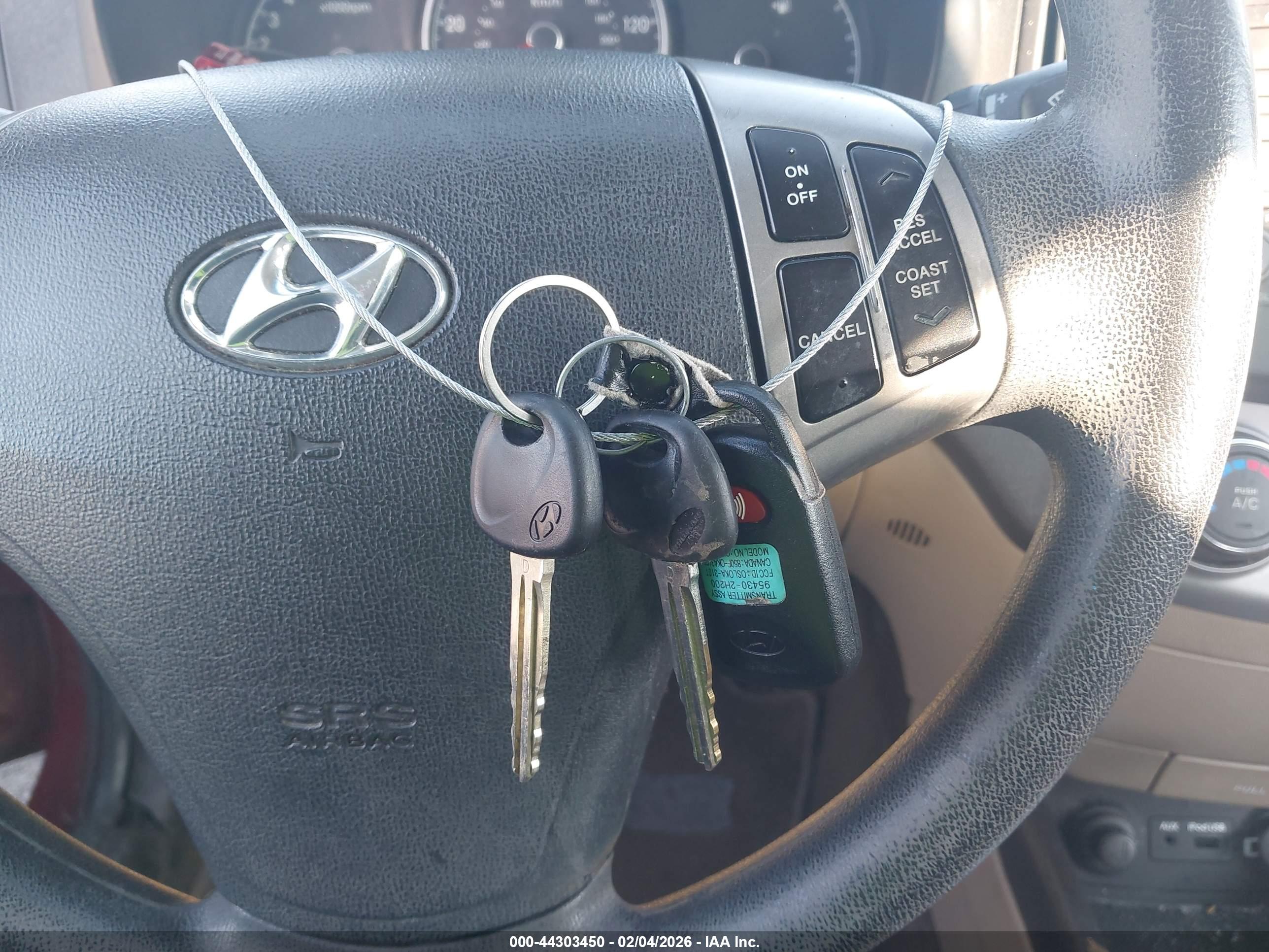 HYUNDAI ELANTRA image 11