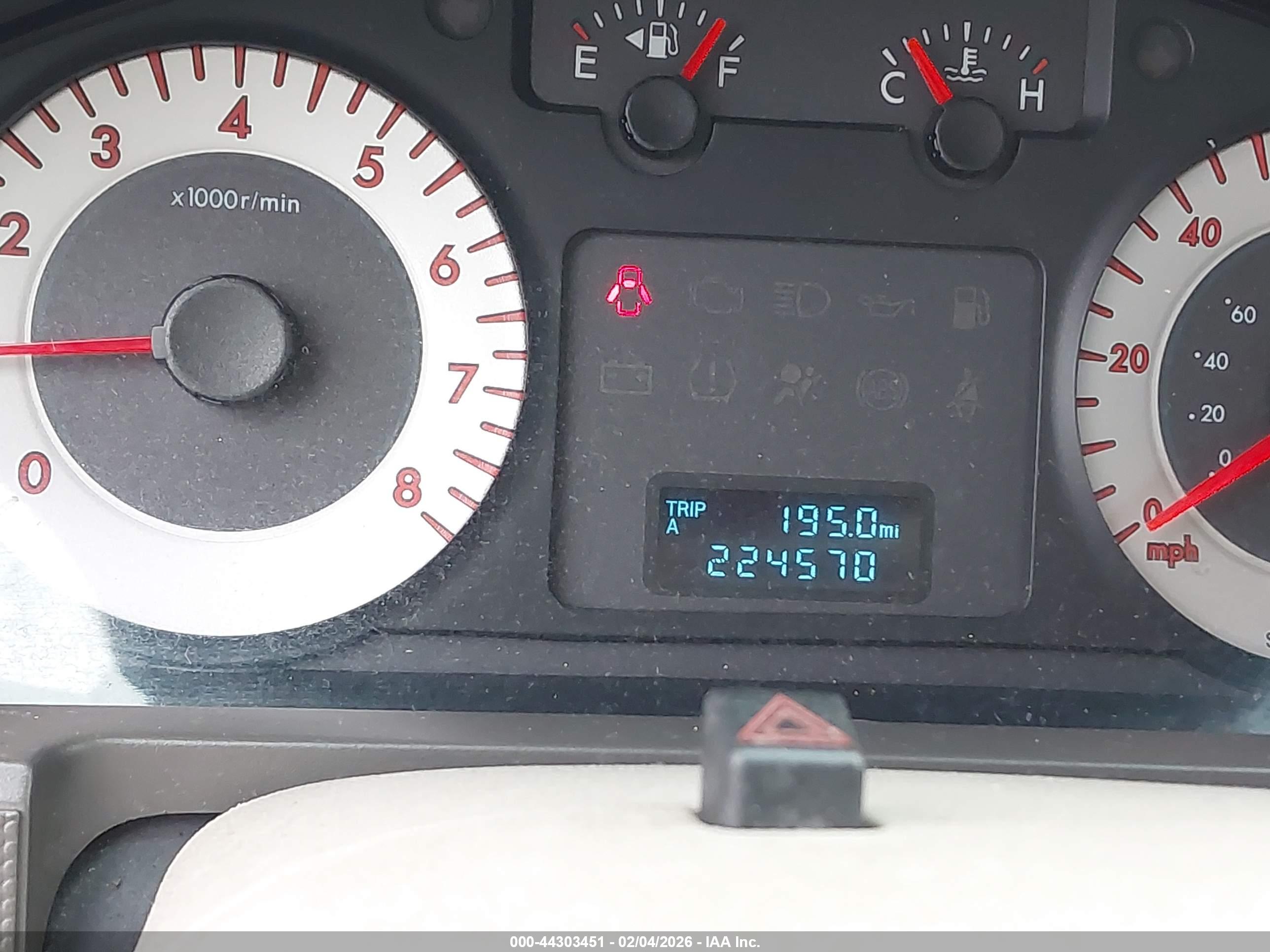 MAZDA TRIBUTE image 7