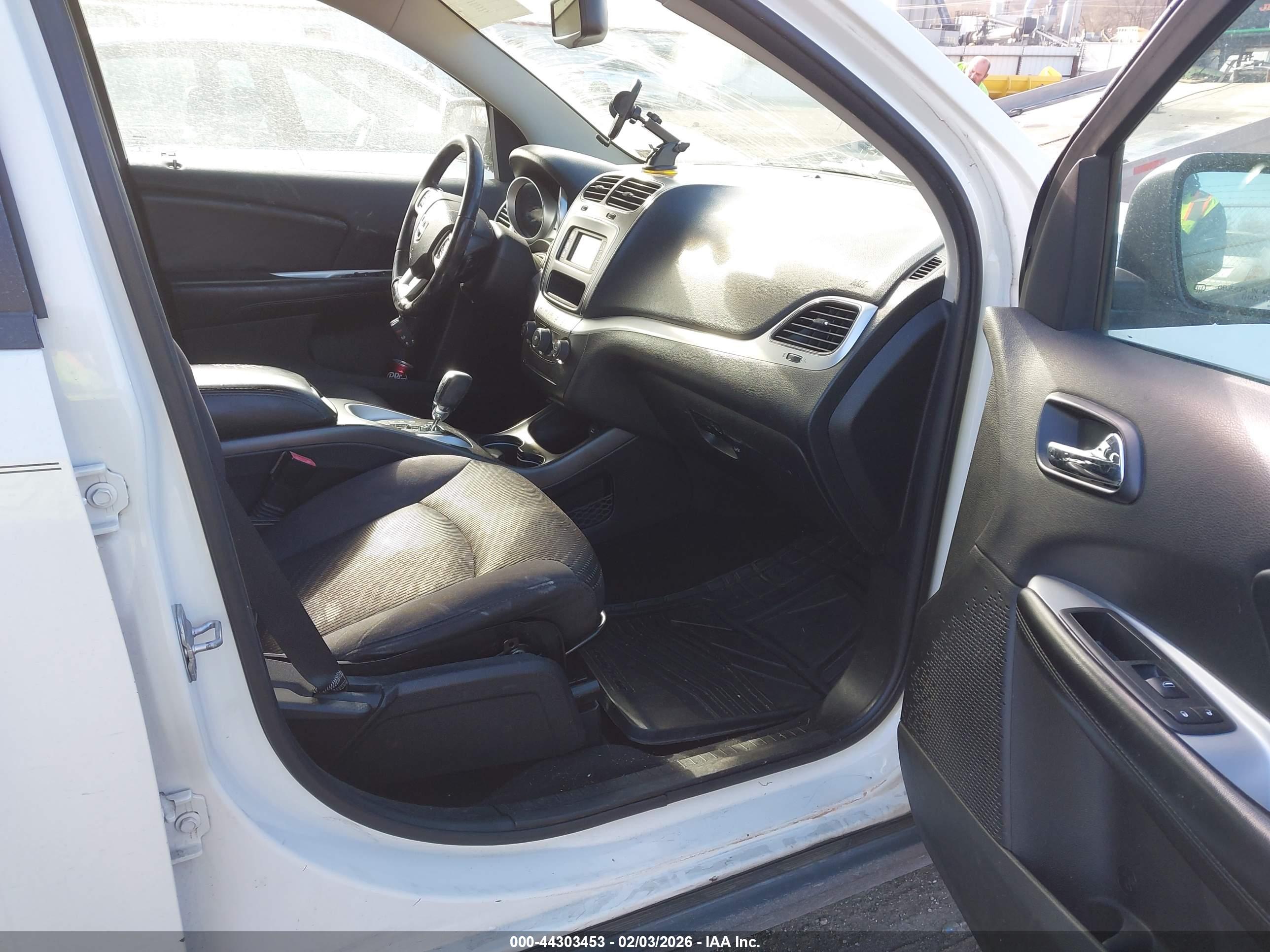DODGE JOURNEY image 5