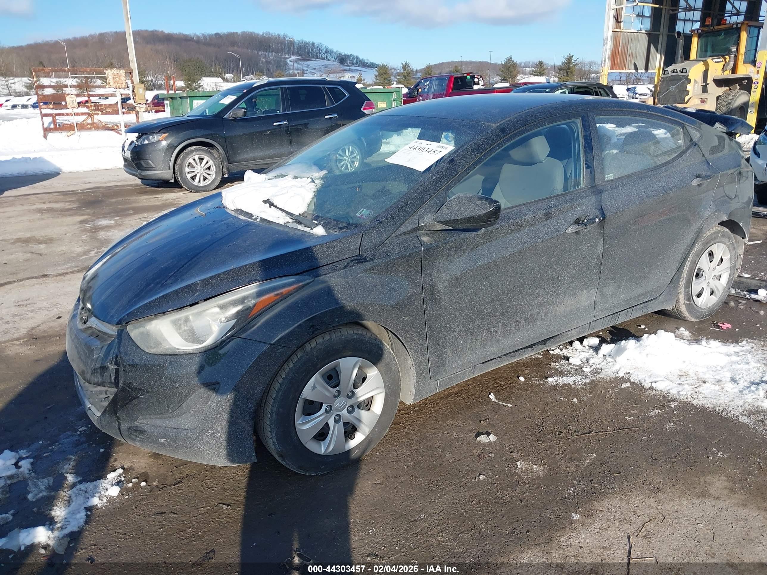 HYUNDAI ELANTRA image 2