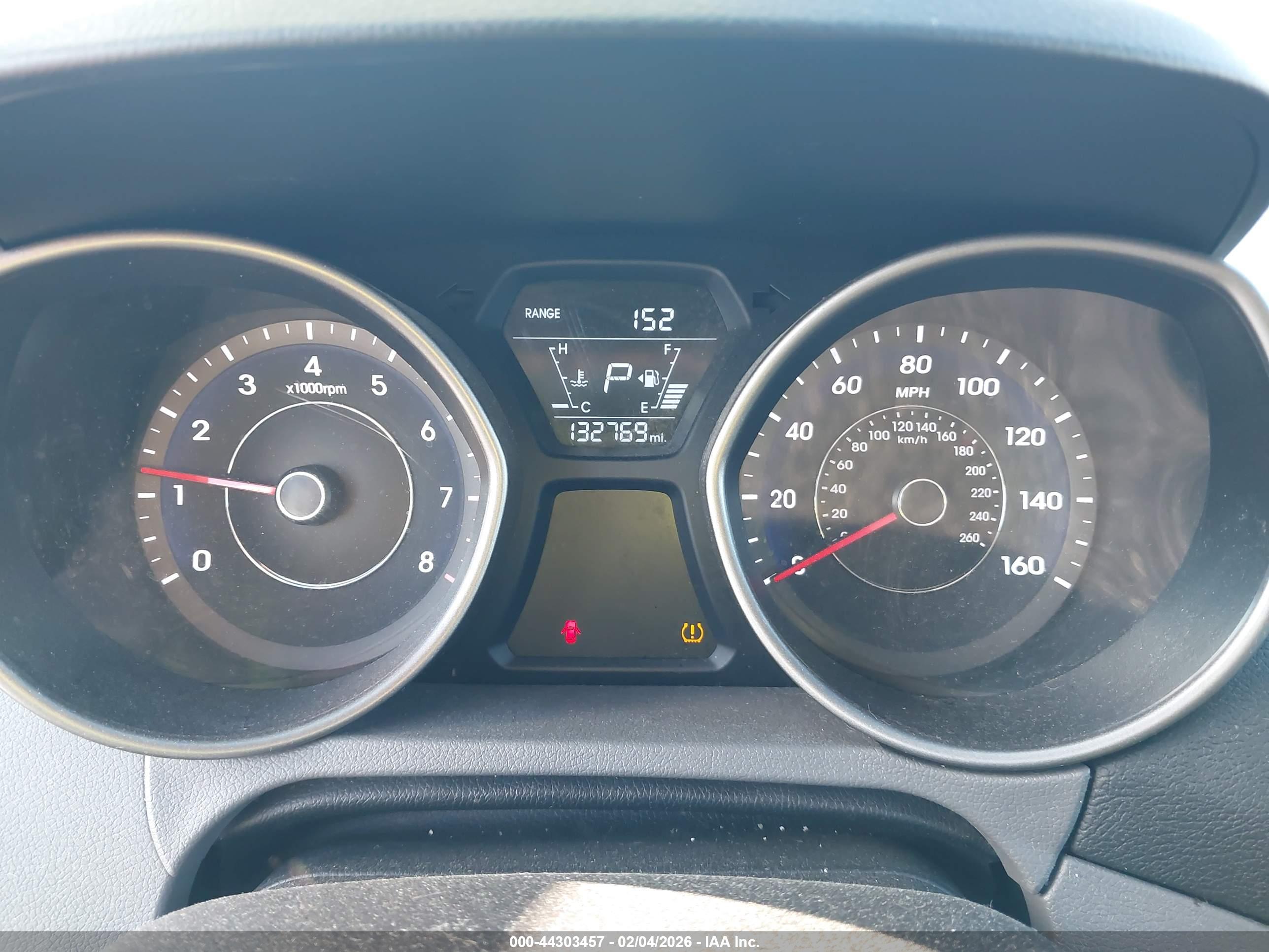 HYUNDAI ELANTRA image 7