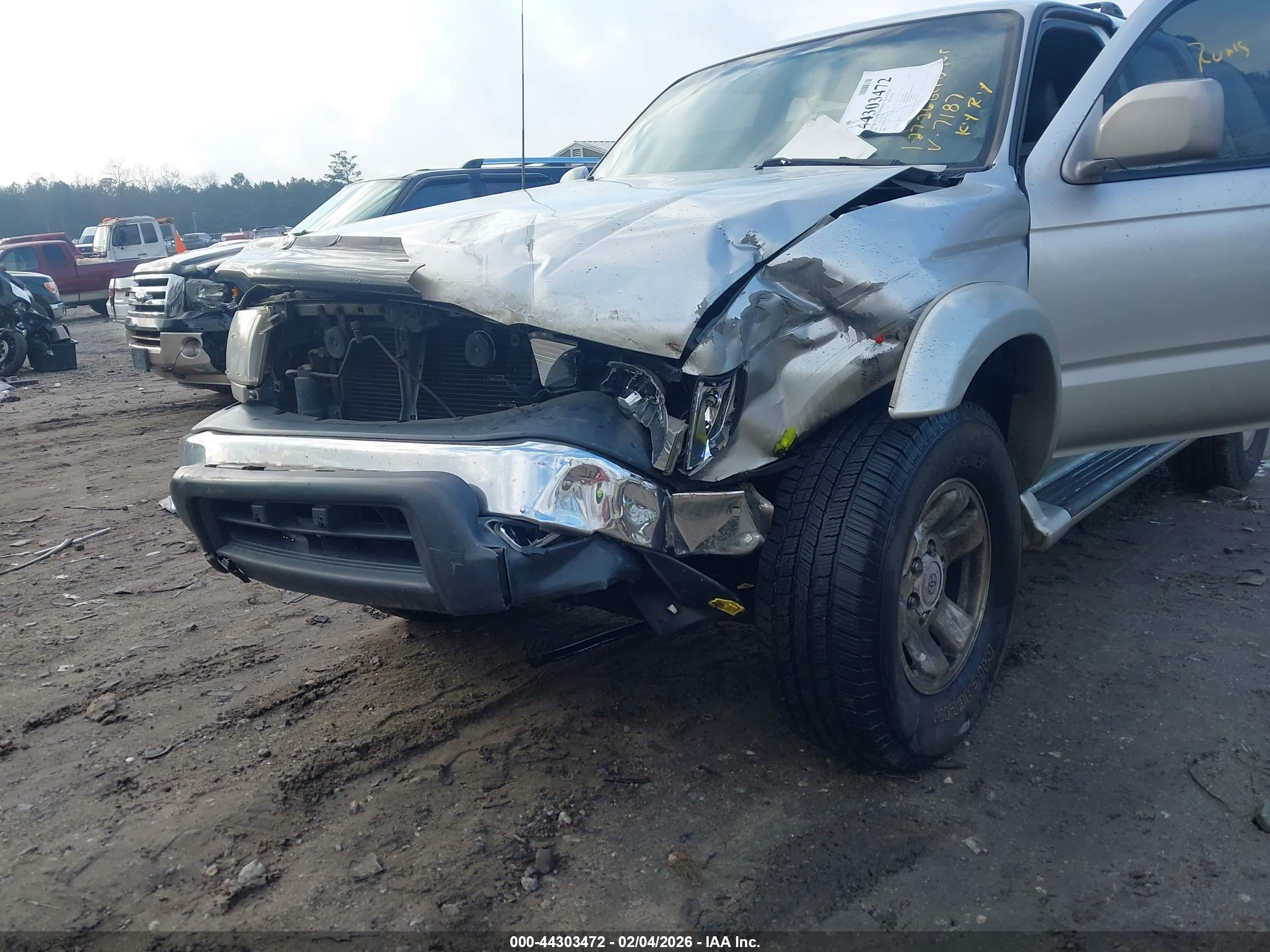 TOYOTA 4RUNNER image 6