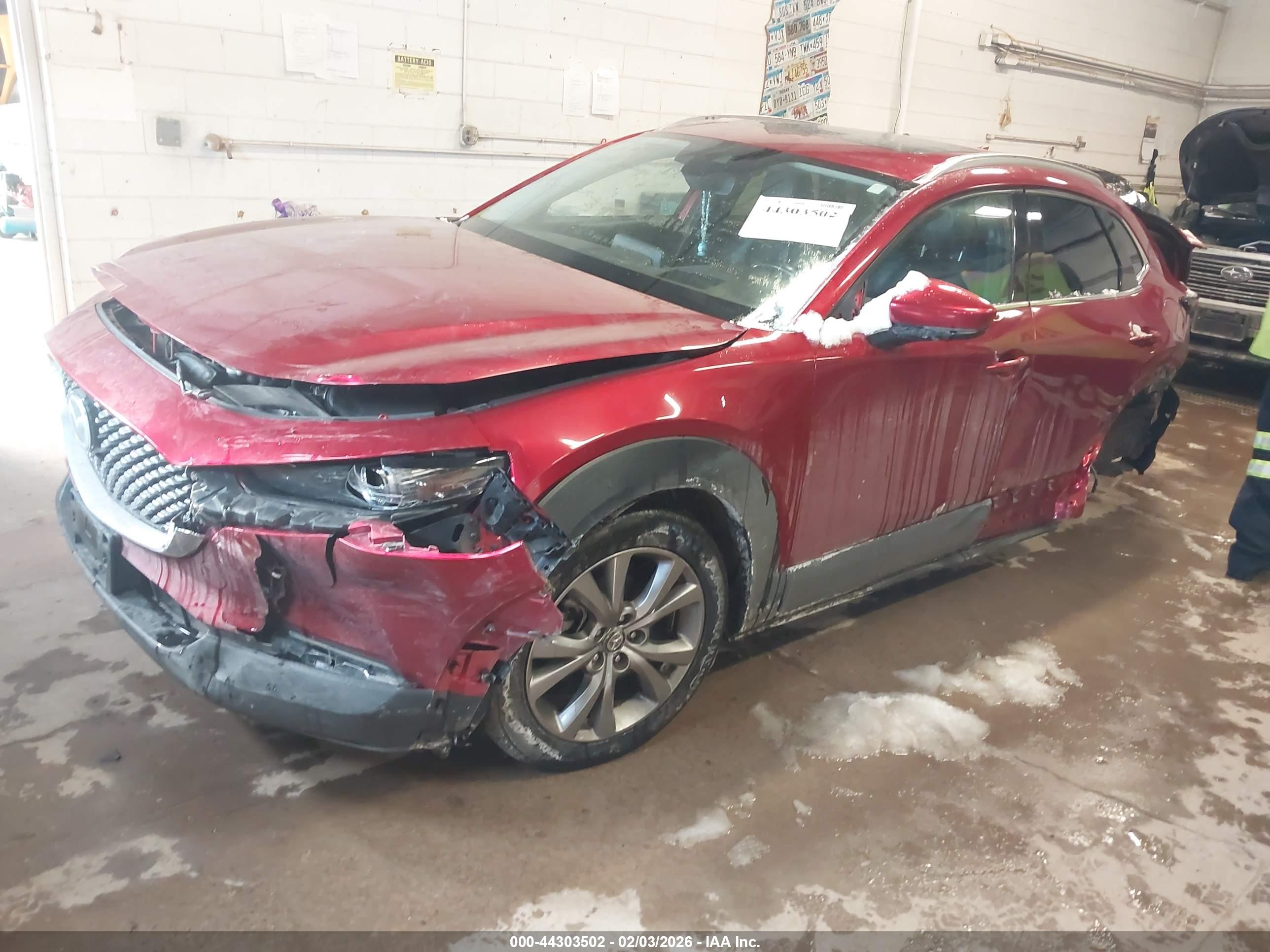MAZDA CX-30 image 2
