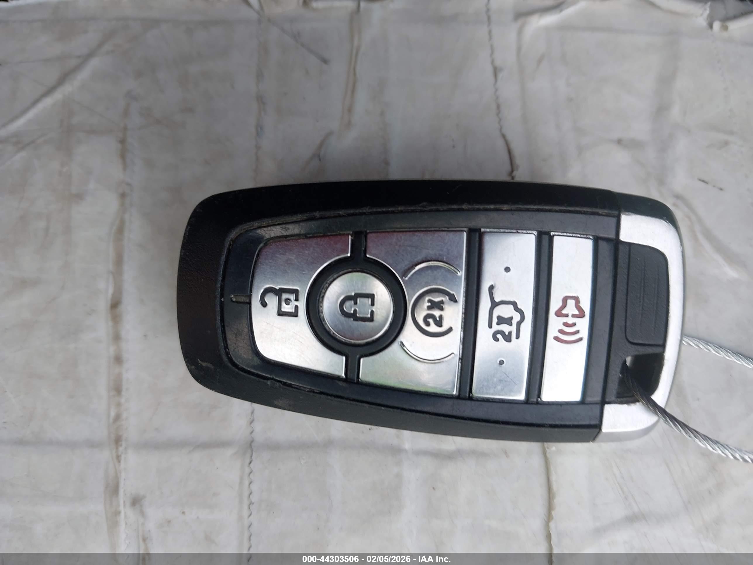 FORD EXPEDITION image 11