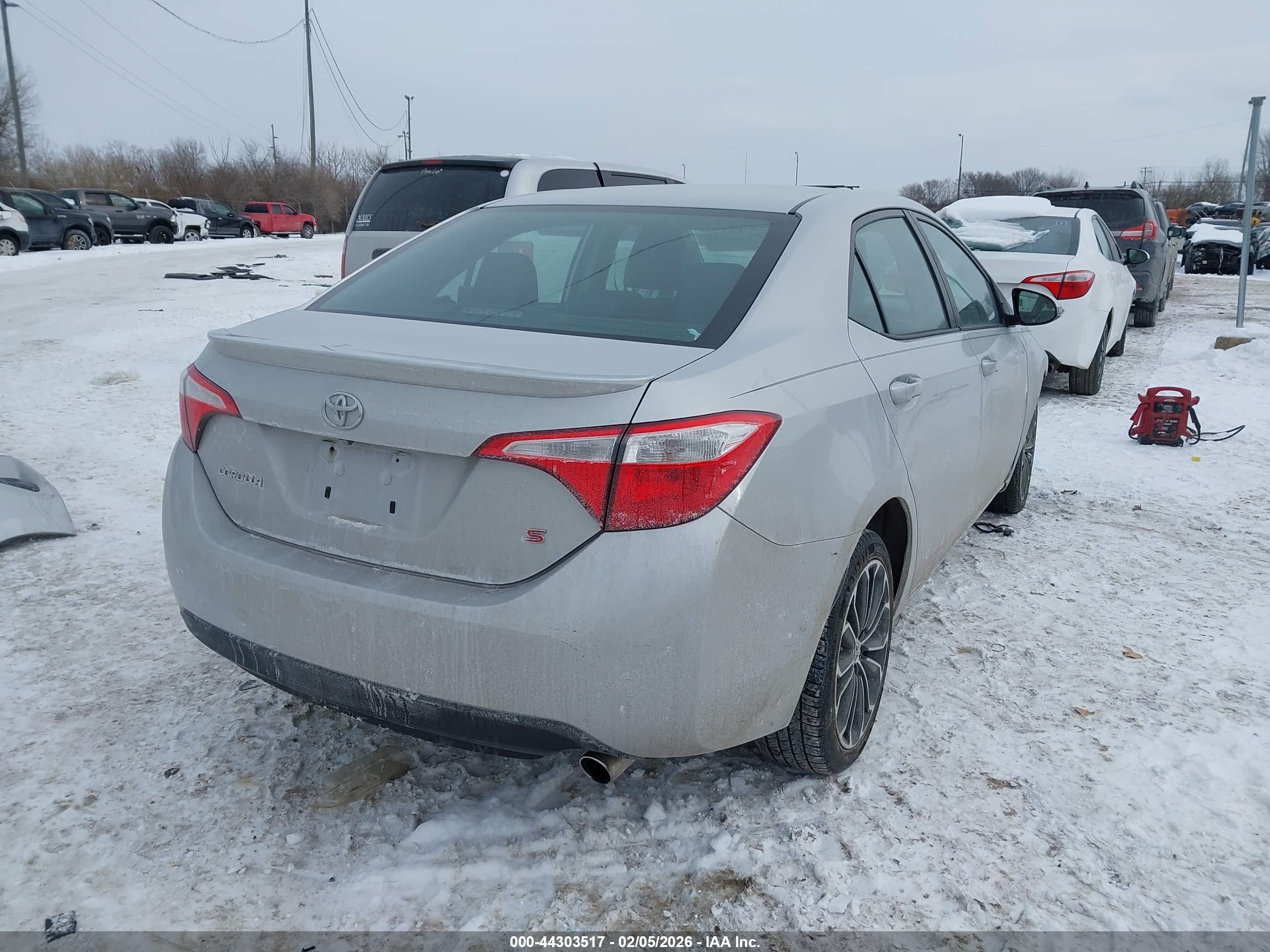 TOYOTA COROLLA image 4
