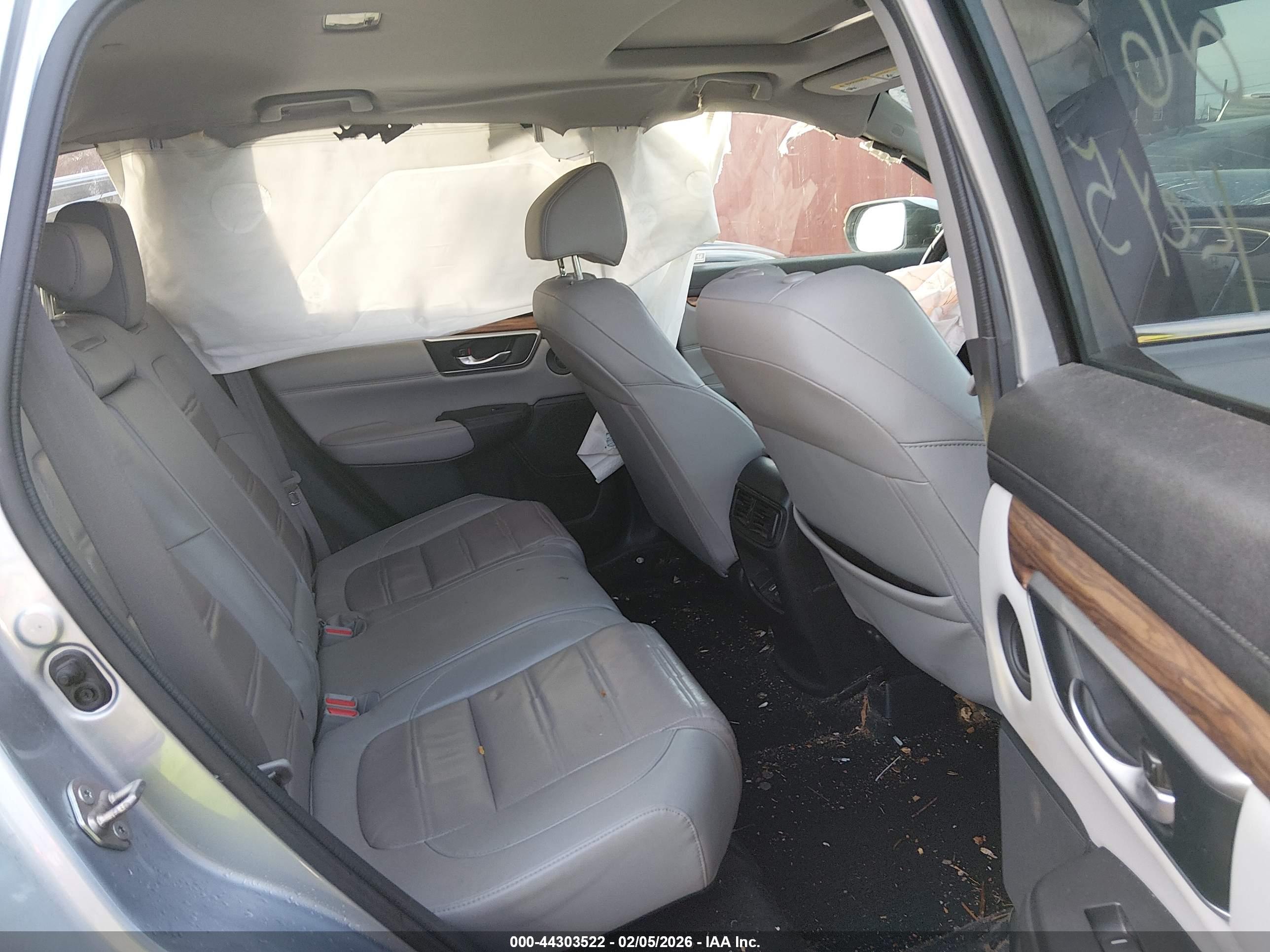 HONDA CR-V image 8