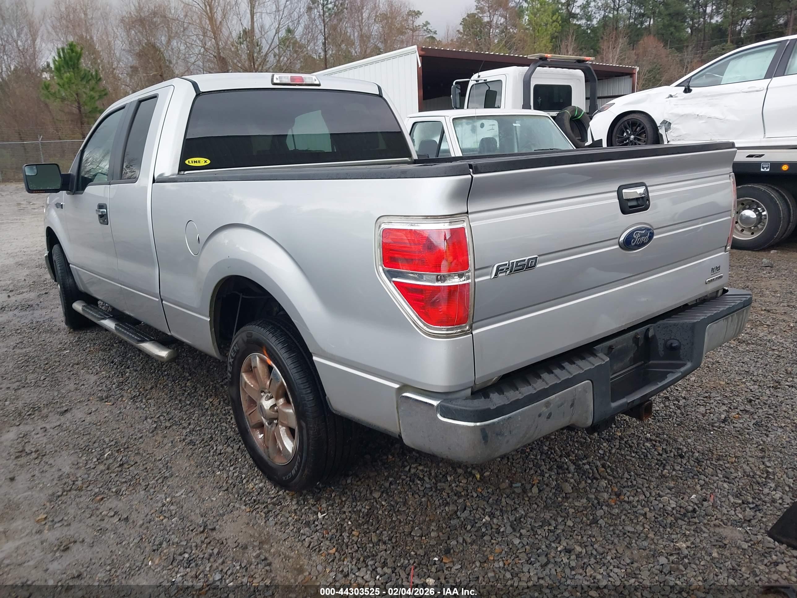 FORD F-150 image 3