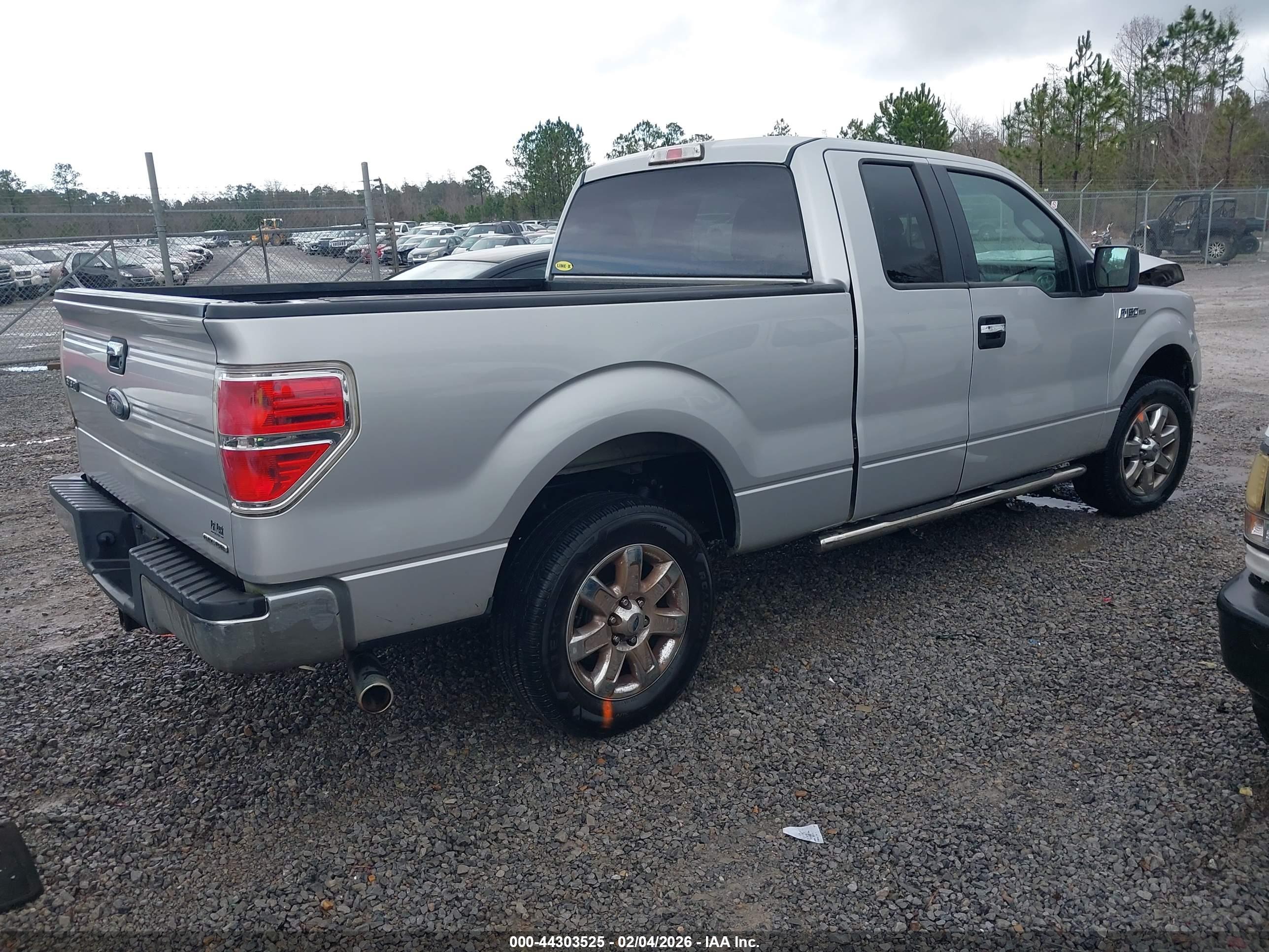 FORD F-150 image 4