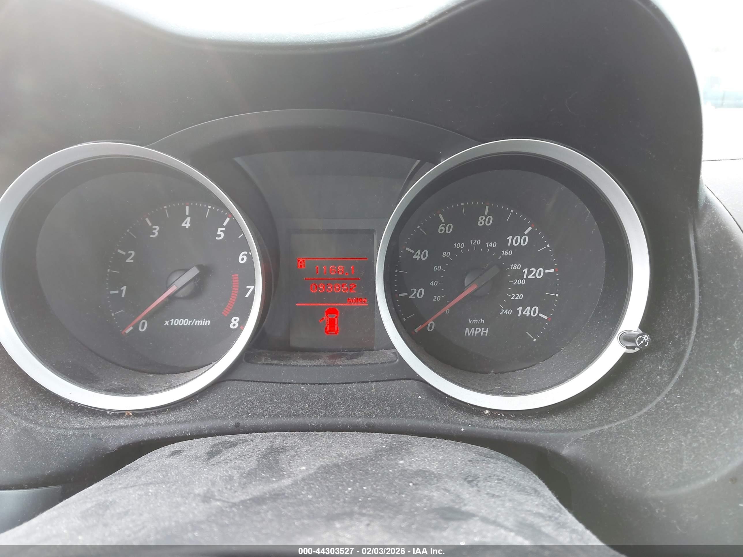 MITSUBISHI LANCER image 7