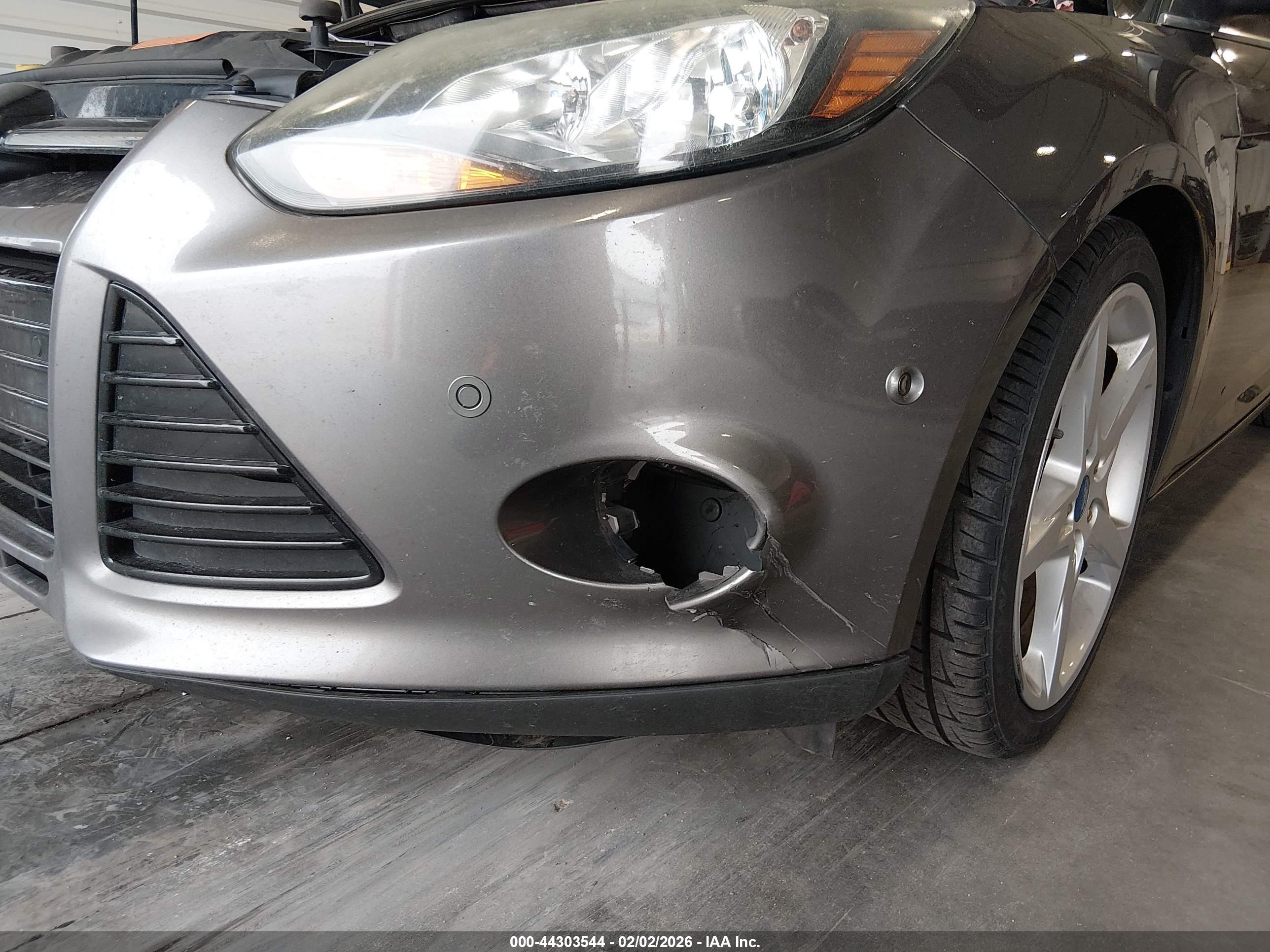 FORD FOCUS image 6