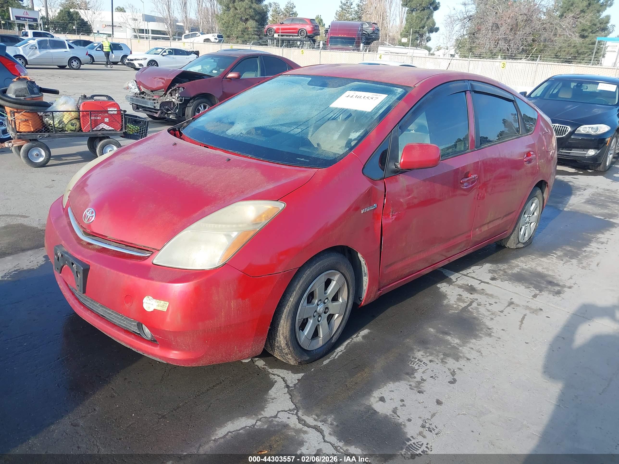 TOYOTA PRIUS image 2