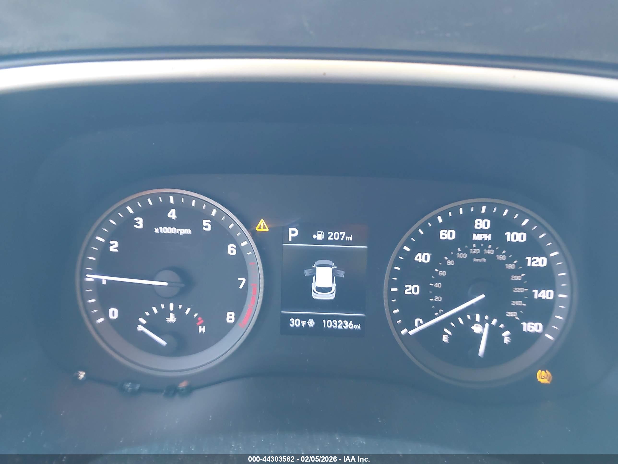 HYUNDAI TUCSON image 7