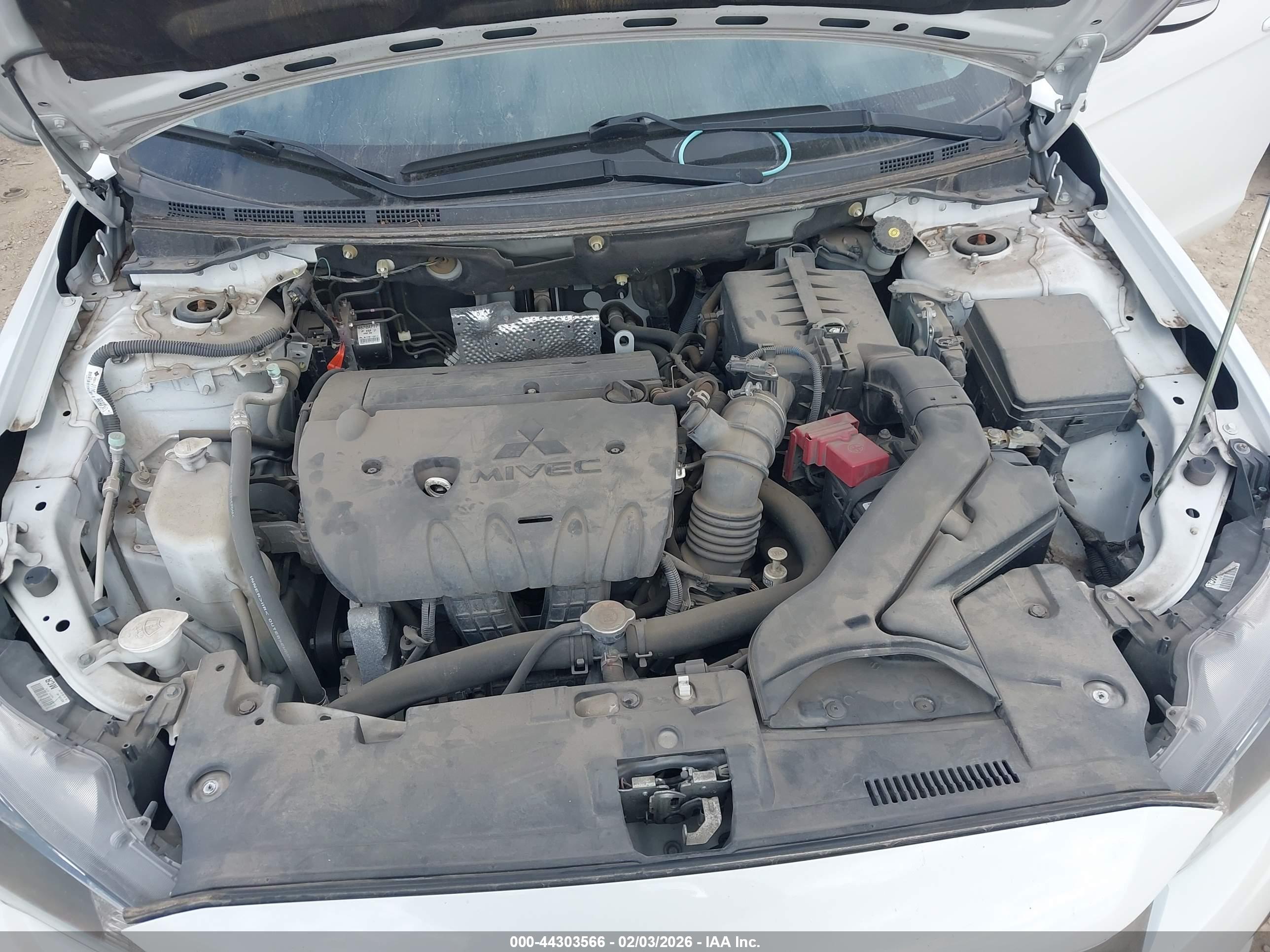 MITSUBISHI LANCER image 10