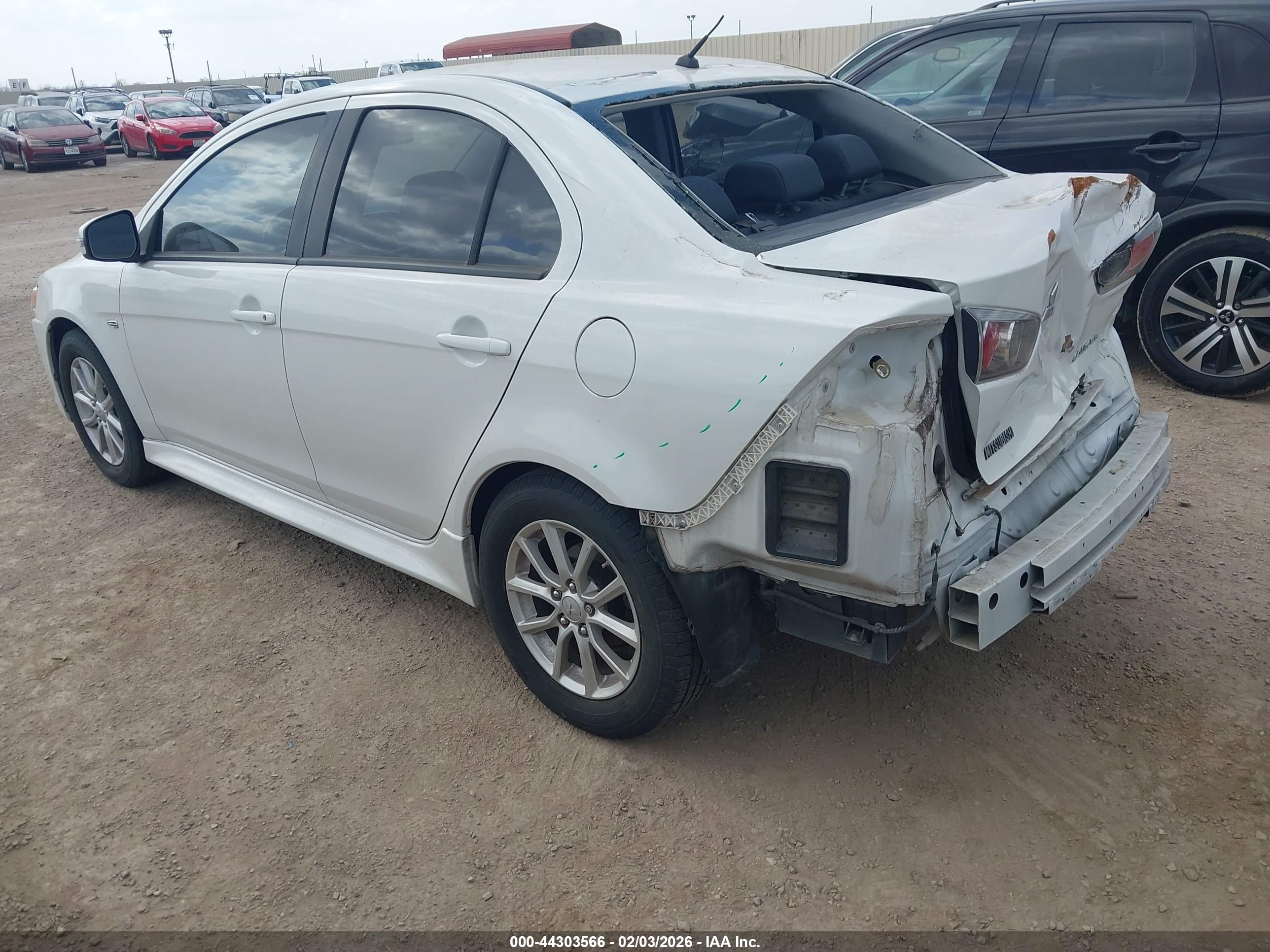 MITSUBISHI LANCER image 3