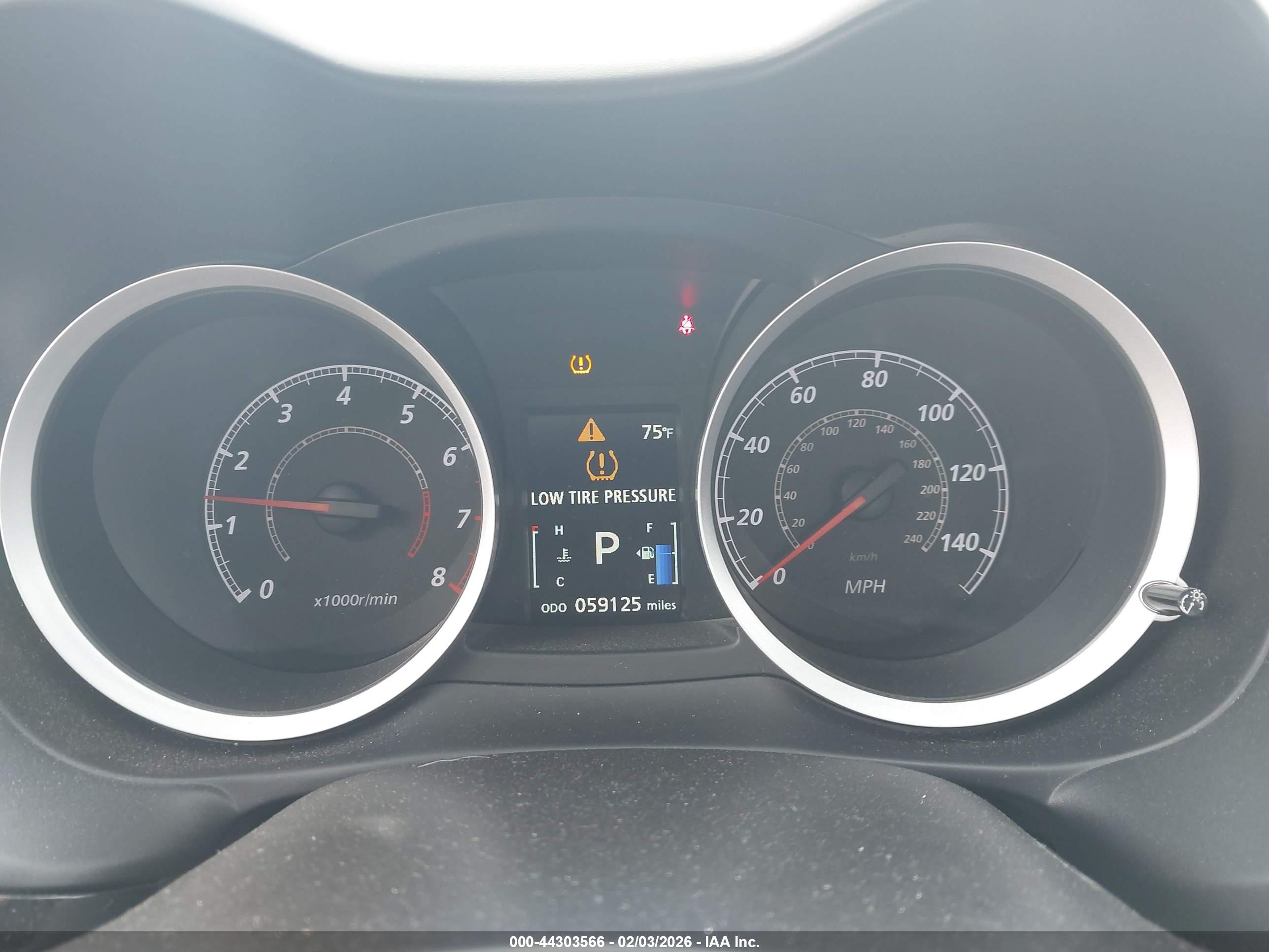 MITSUBISHI LANCER image 7
