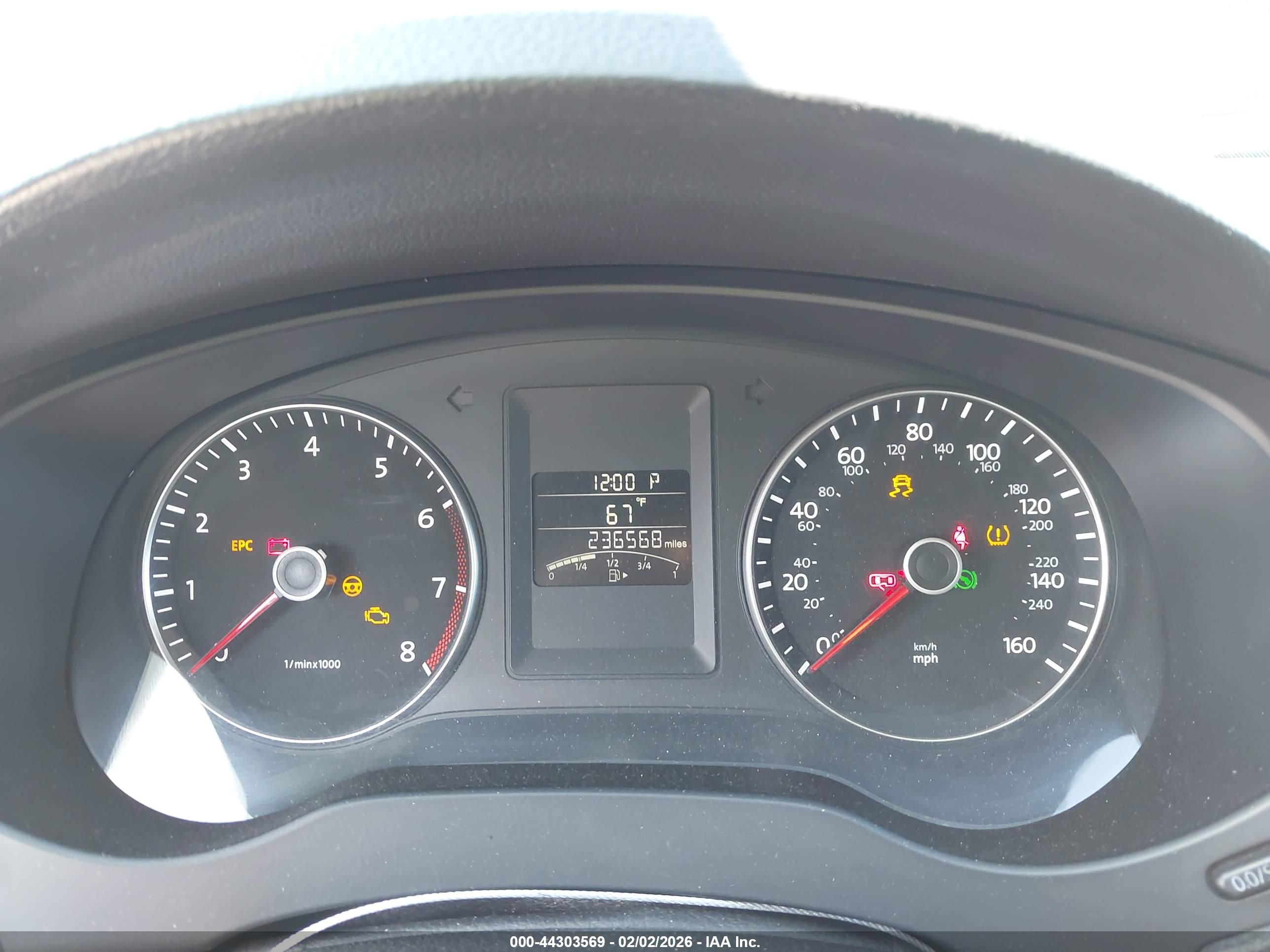 VOLKSWAGEN JETTA image 7