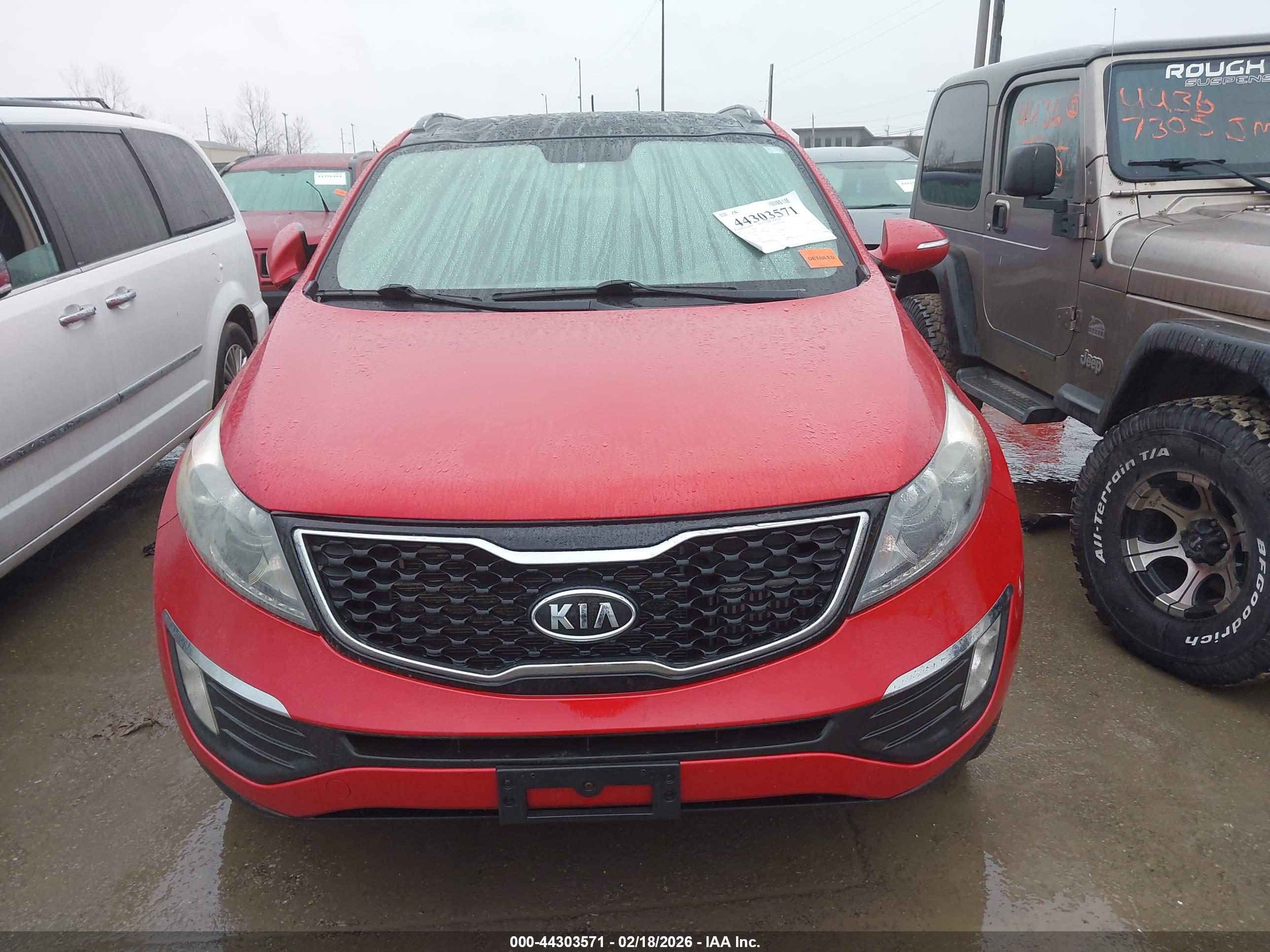 KIA SPORTAGE image 6