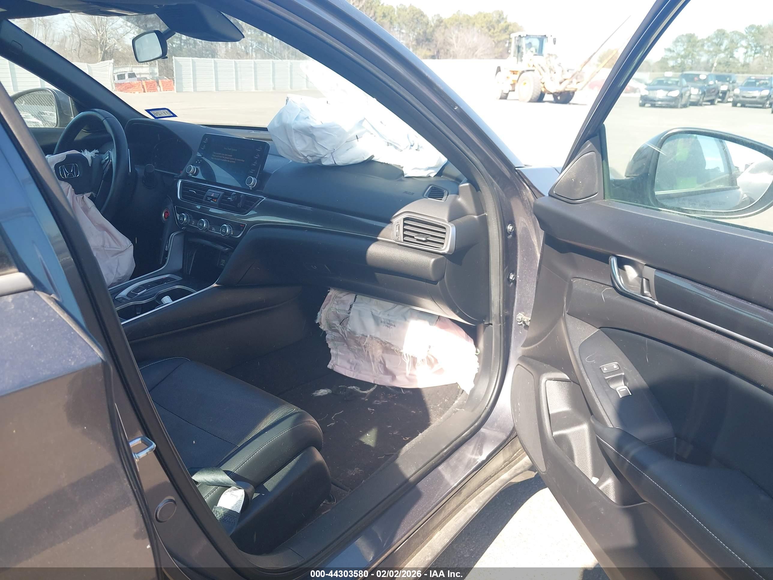 HONDA ACCORD image 5