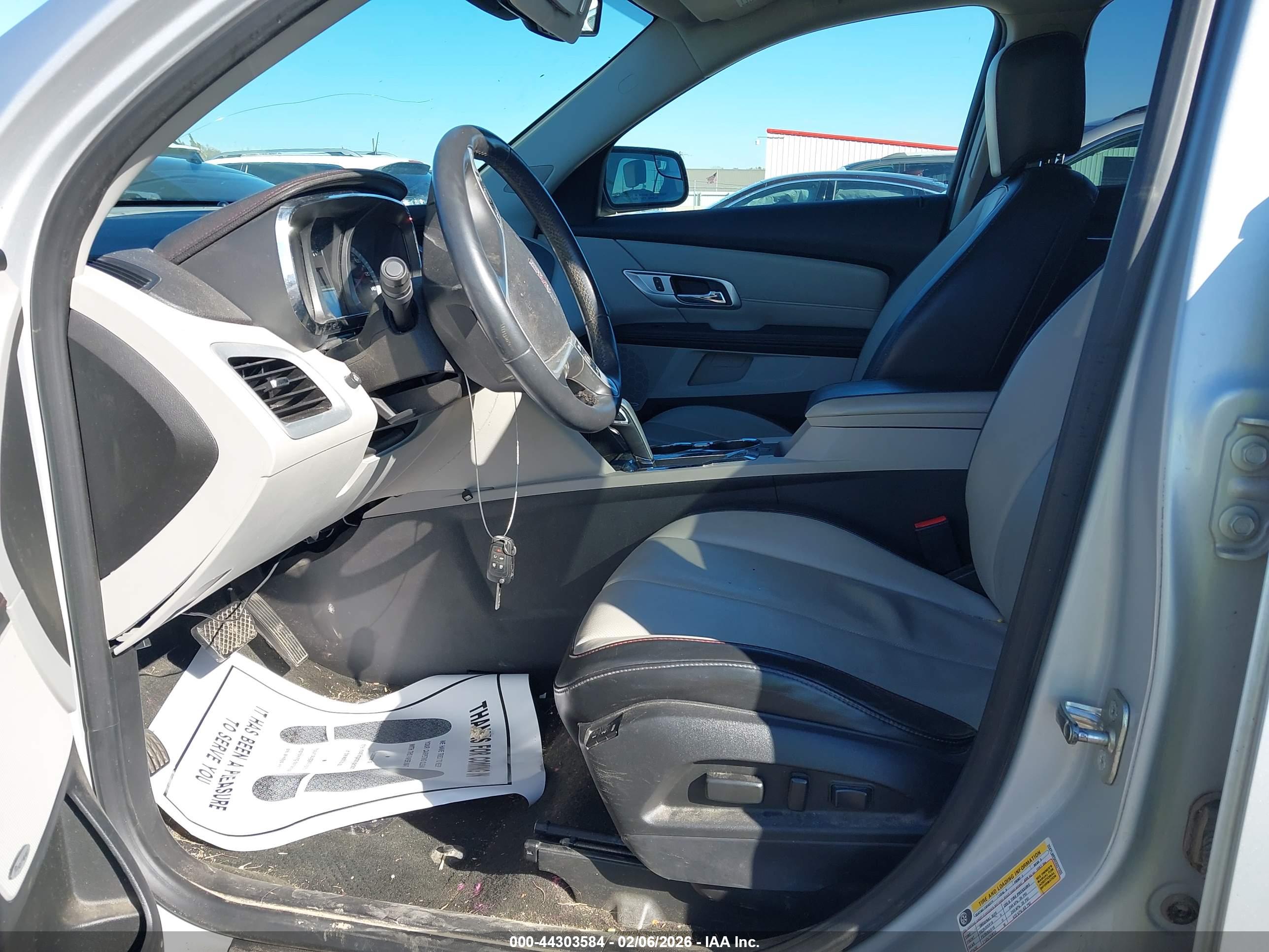 GMC TERRAIN image 5