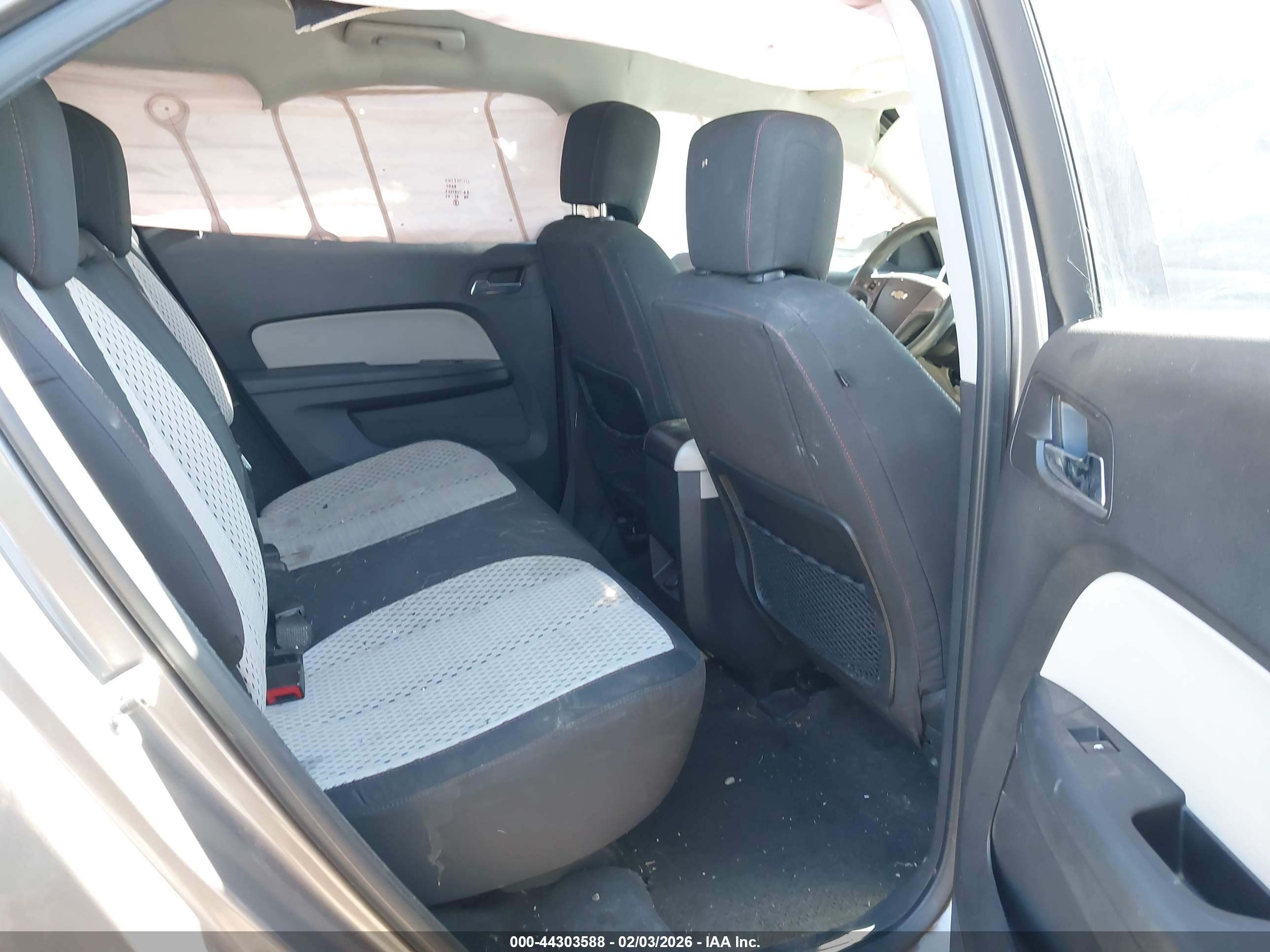 CHEVROLET EQUINOX image 8