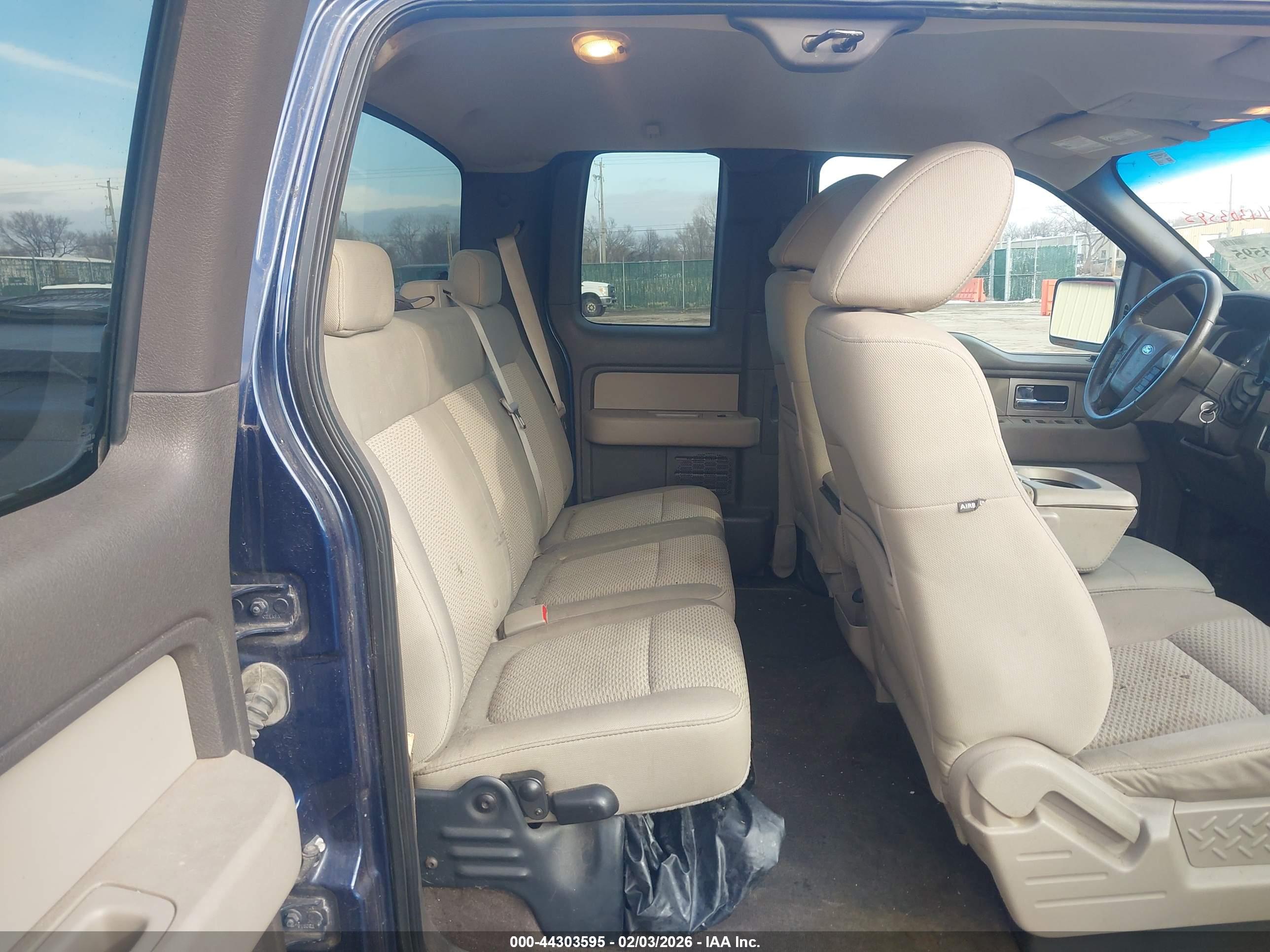 FORD F-150 image 8