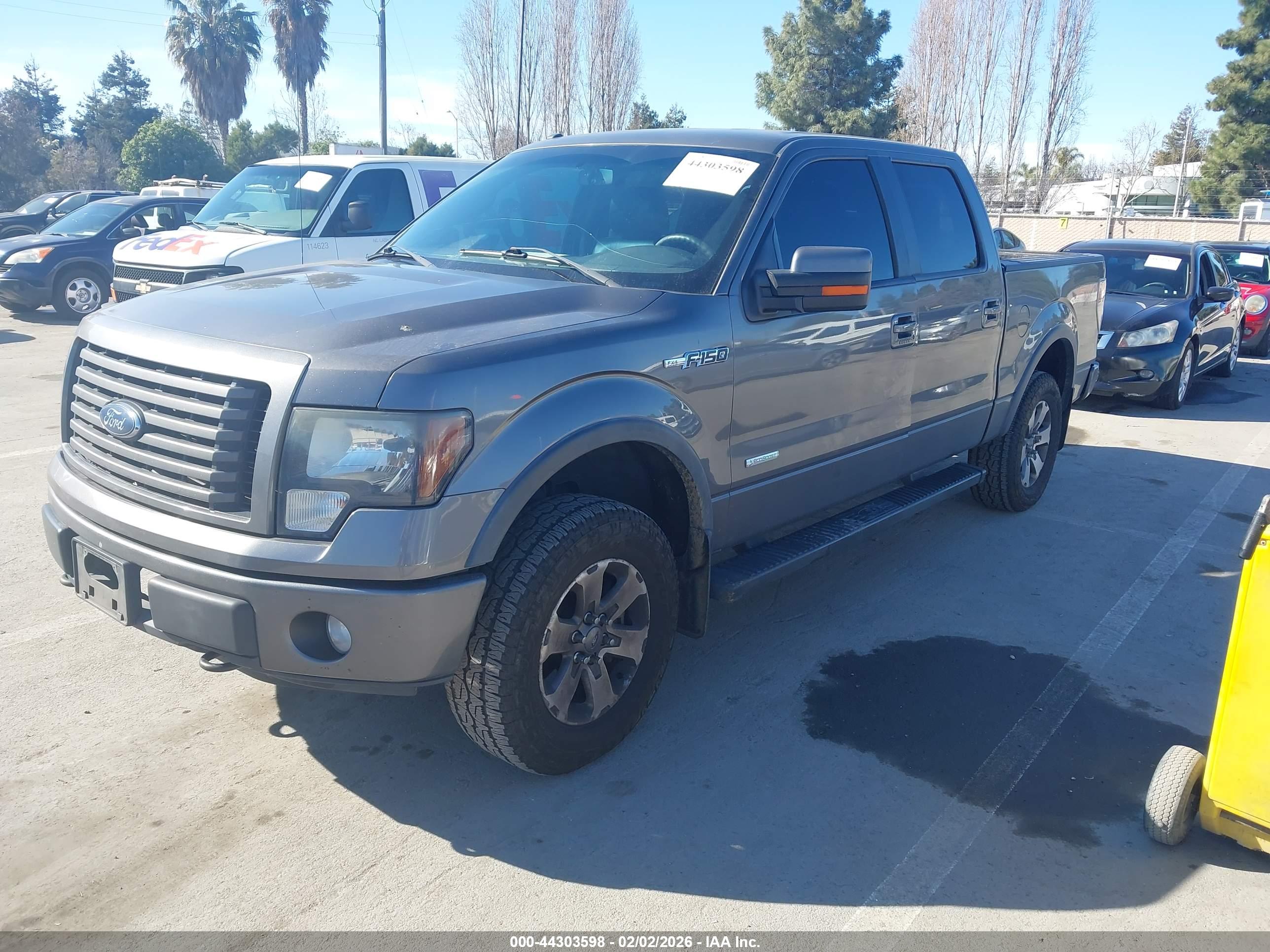 FORD F-150 image 2