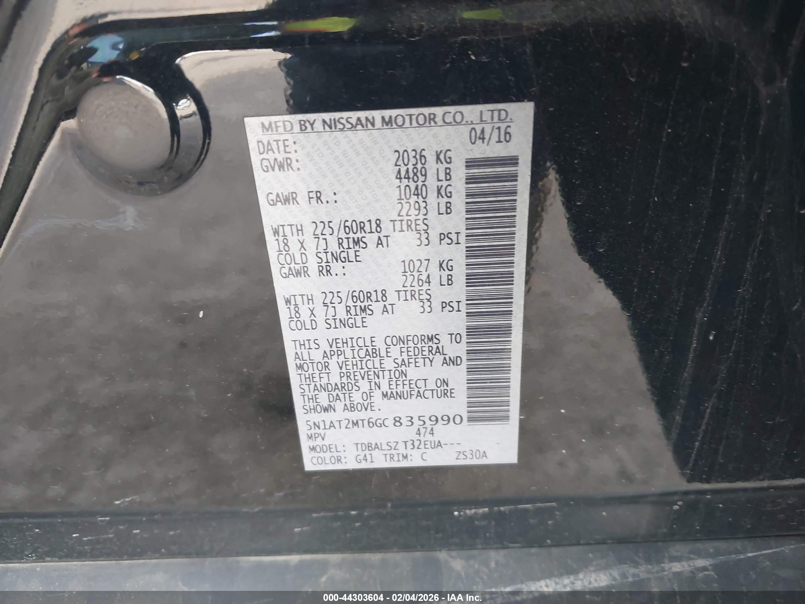 NISSAN ROGUE image 9