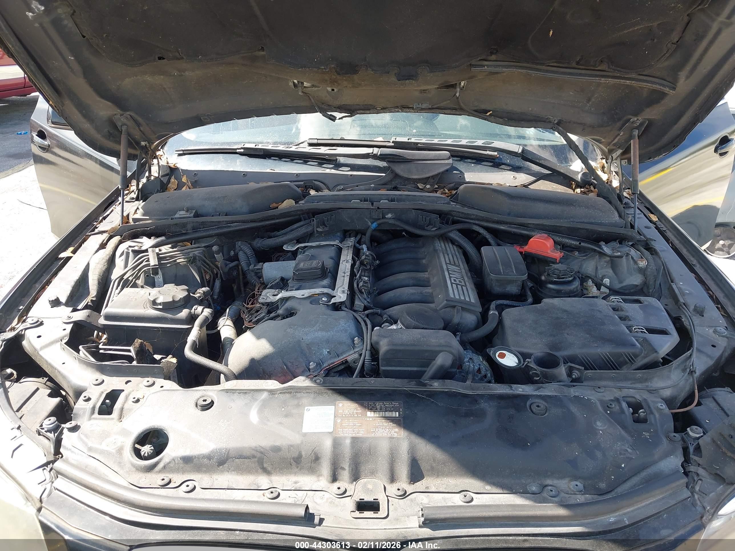 BMW 525I image 10