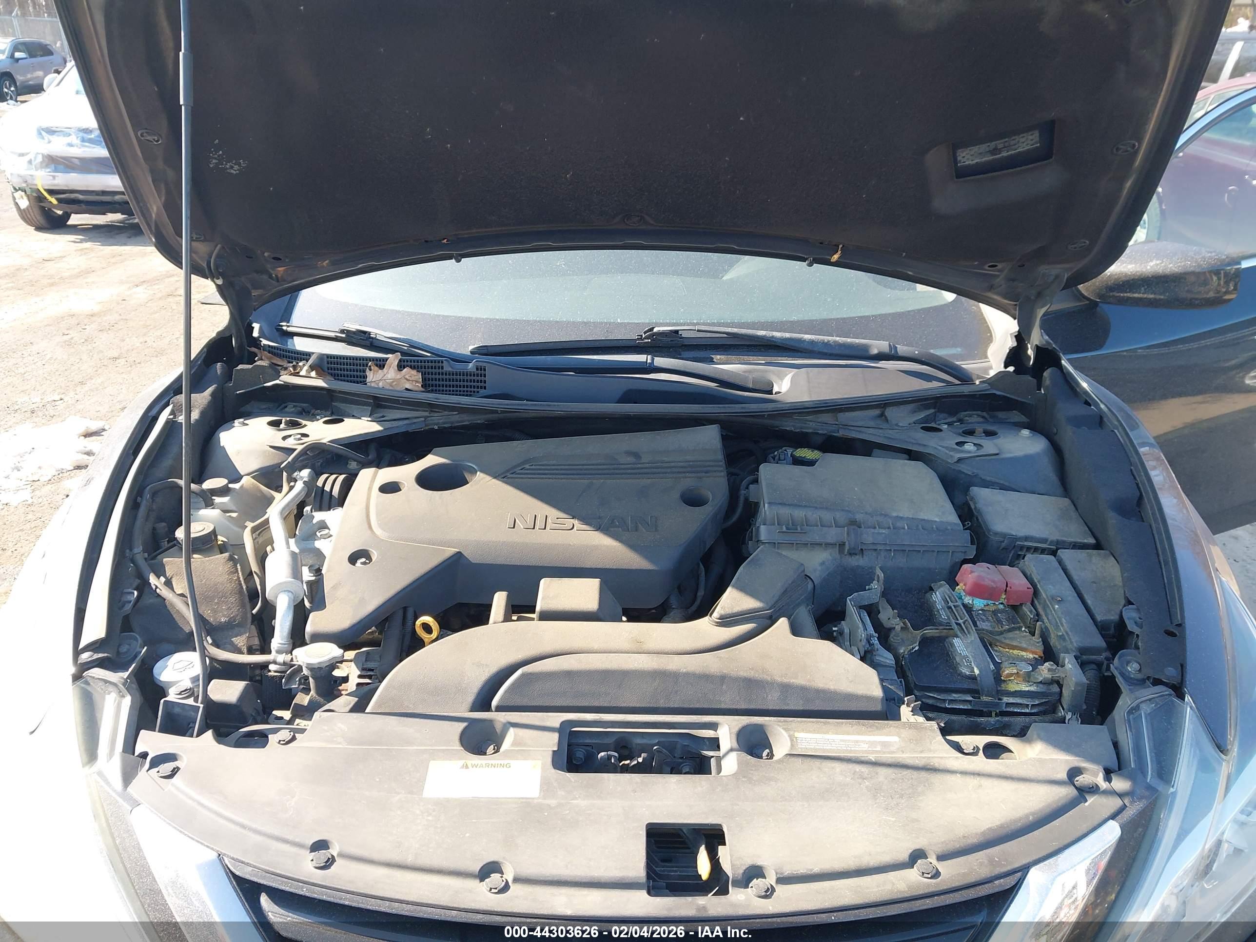 NISSAN ALTIMA image 10
