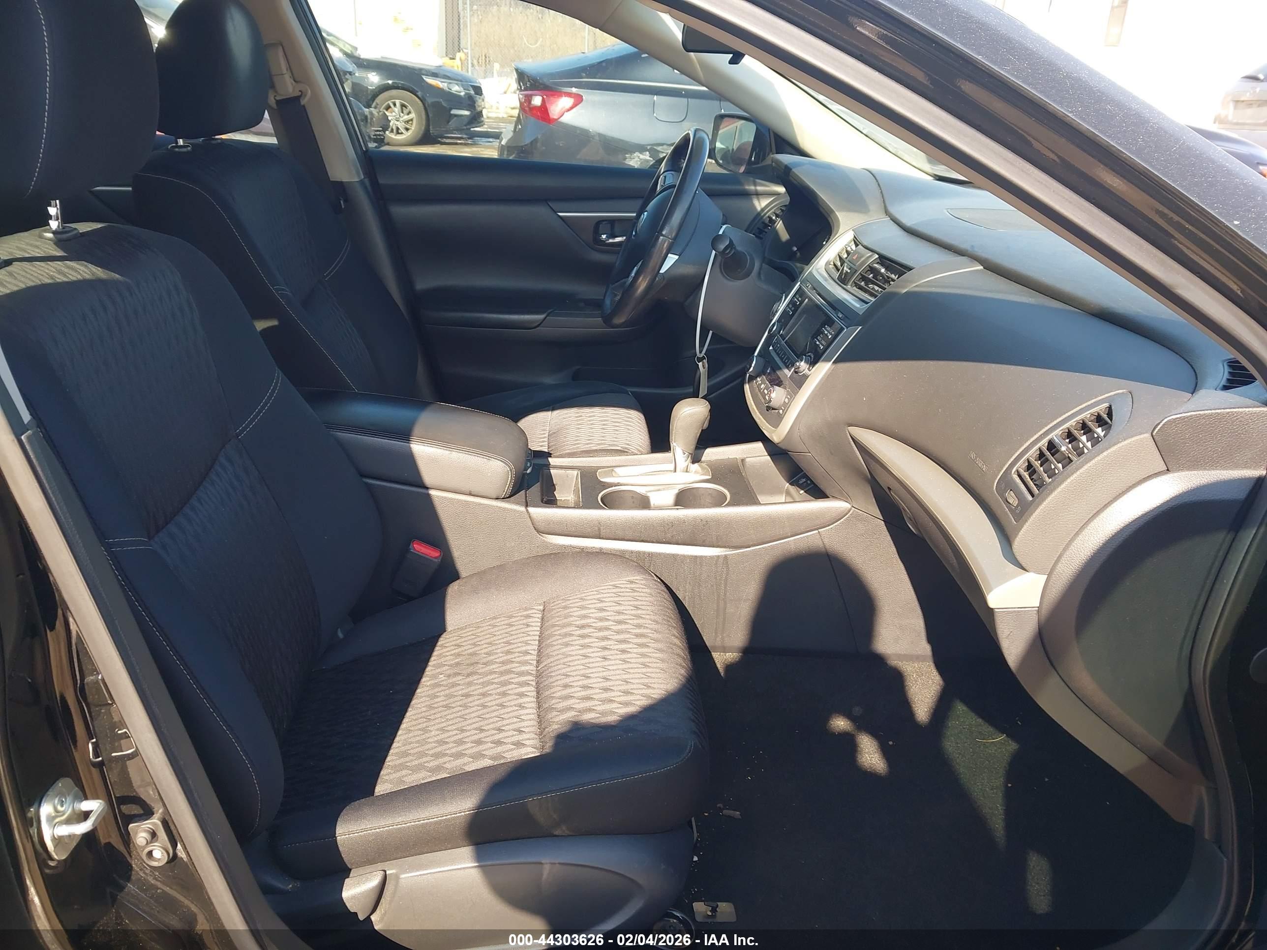 NISSAN ALTIMA image 5