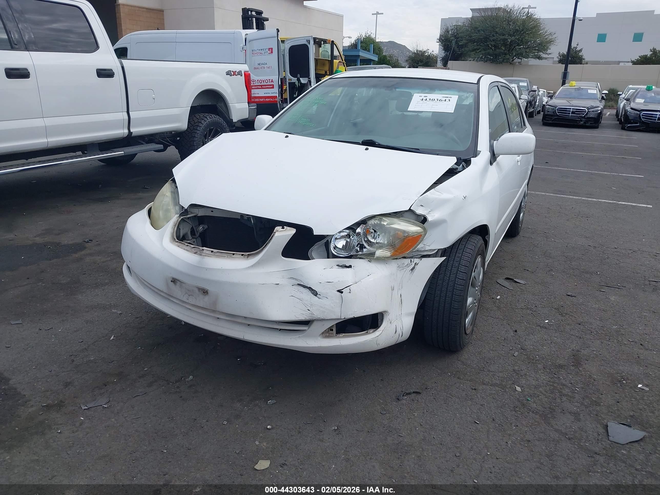 TOYOTA COROLLA image 6