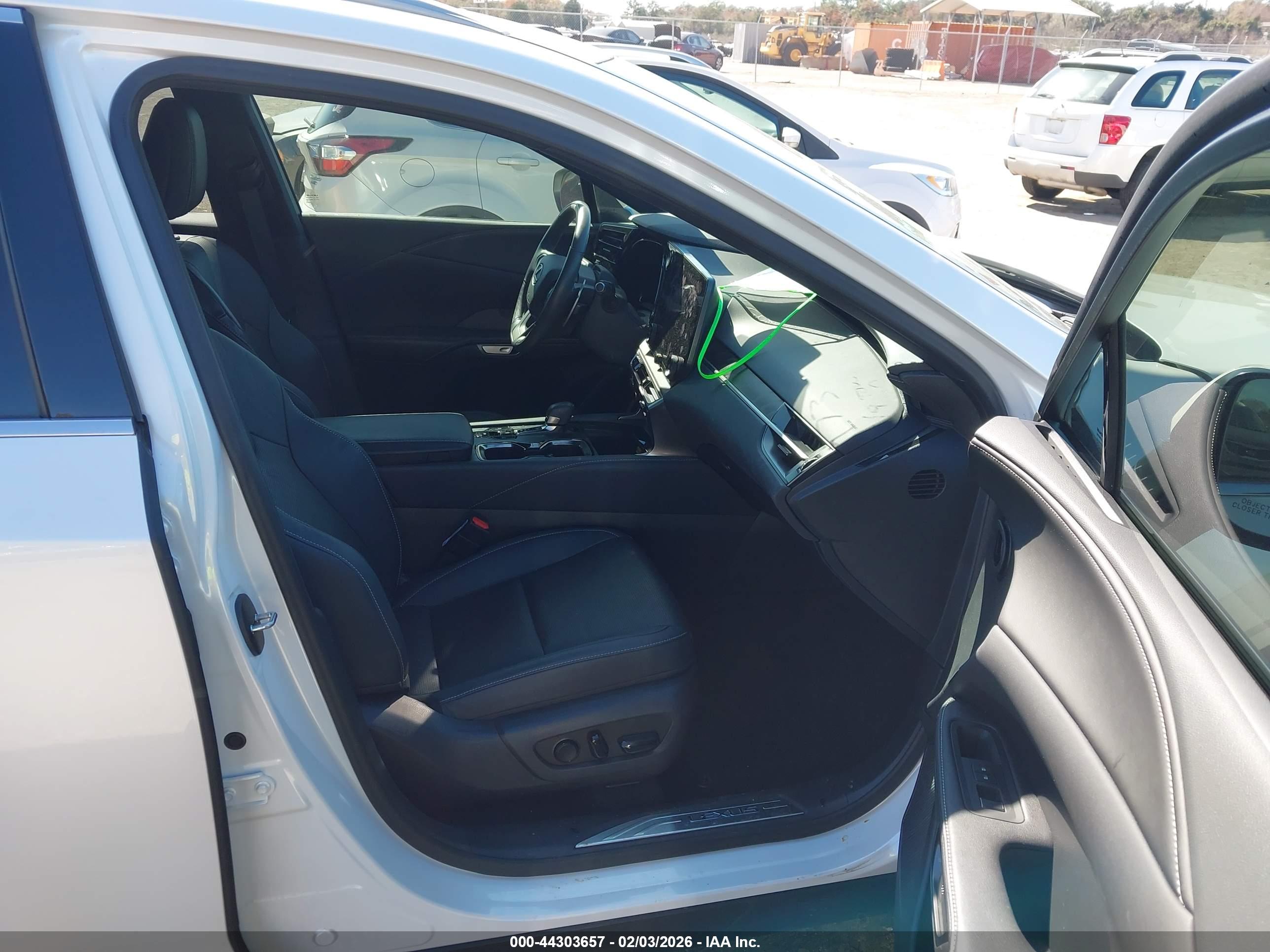 LEXUS RX image 5