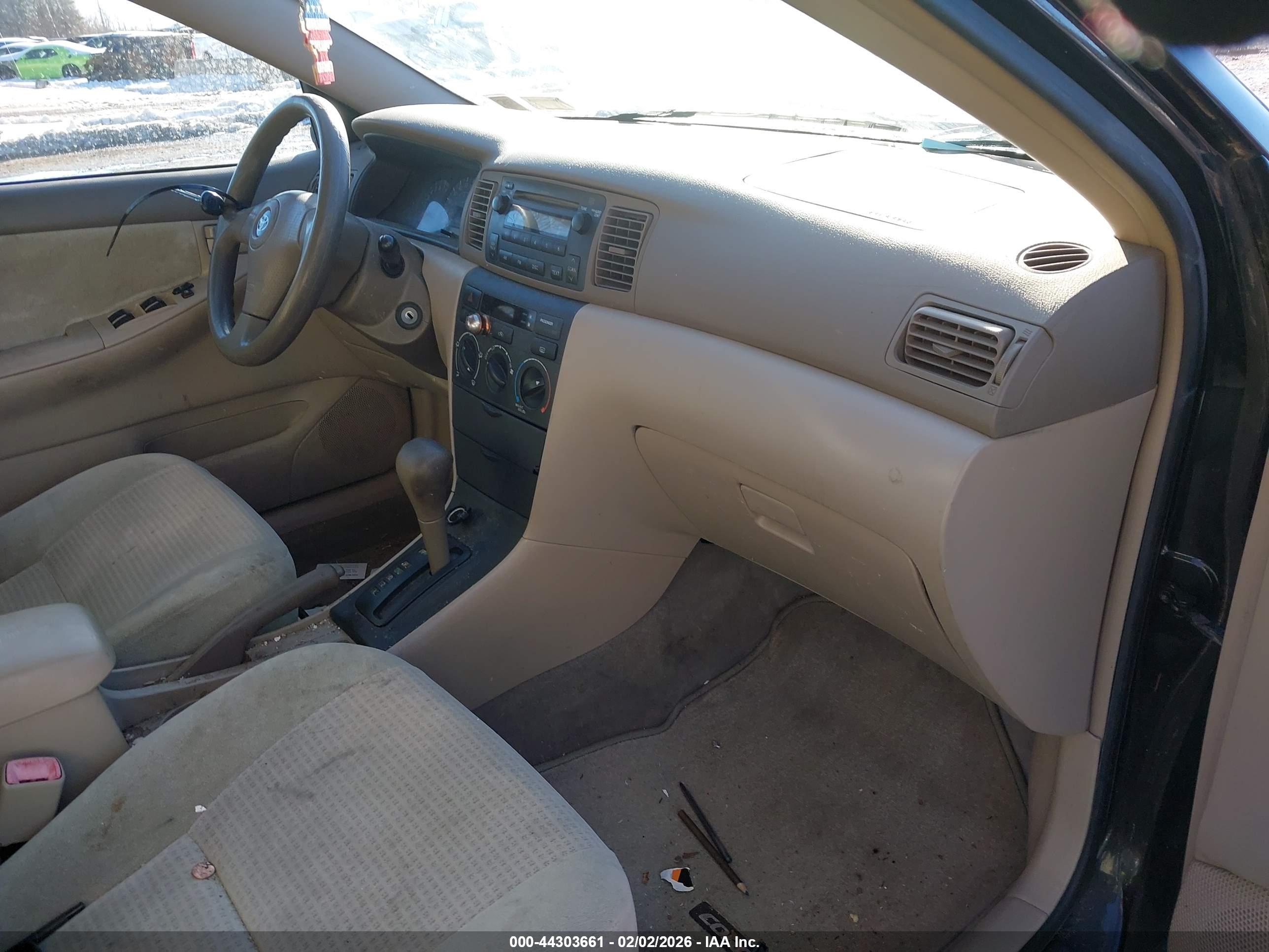 TOYOTA COROLLA image 5