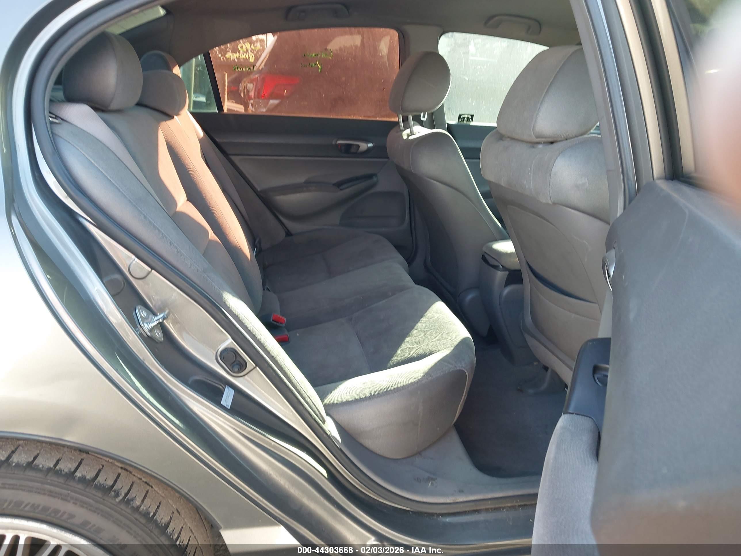 HONDA CIVIC image 8