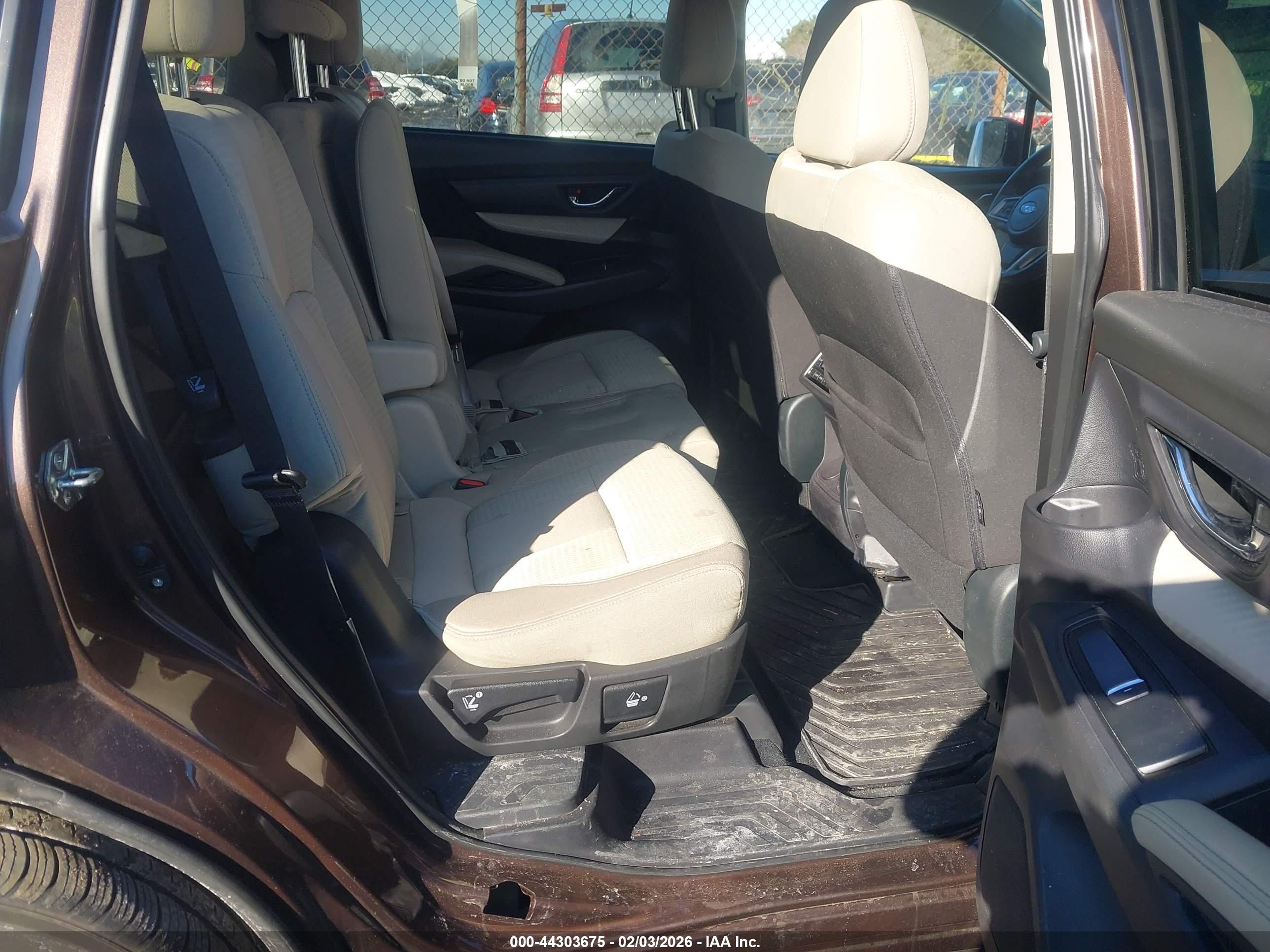 SUBARU ASCENT image 8